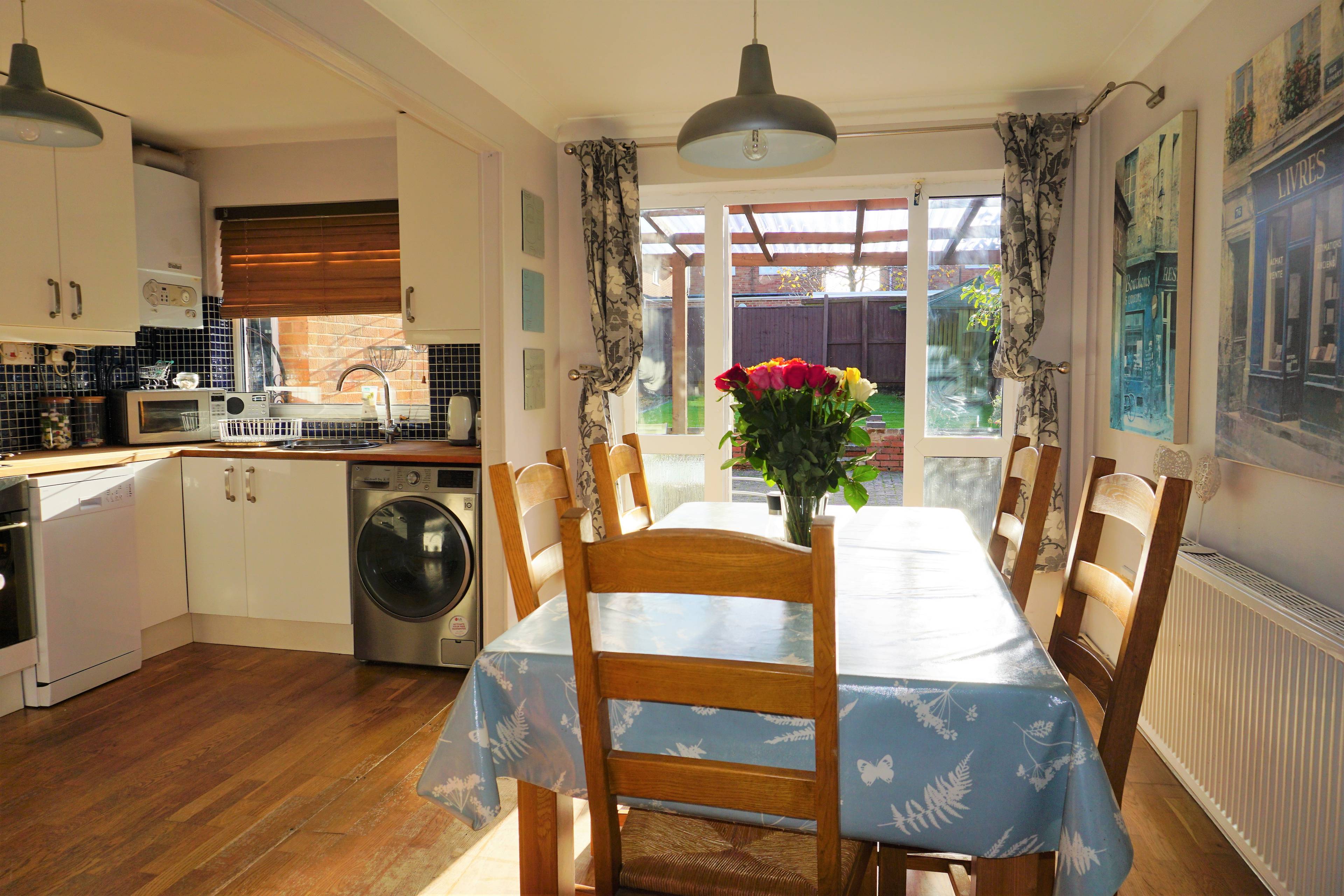 Kitchen/Dining Room
