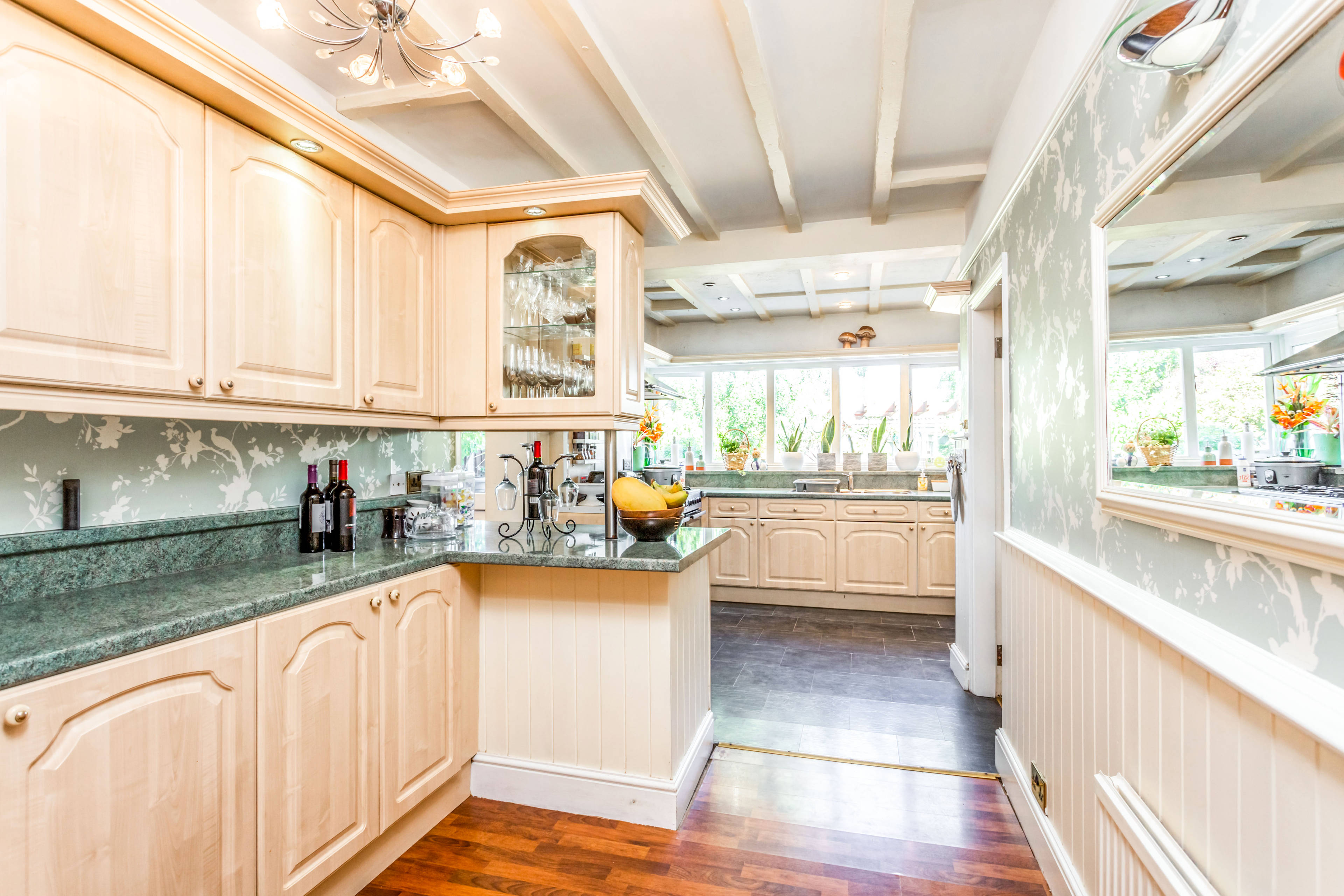 Kitchen/Breakfast