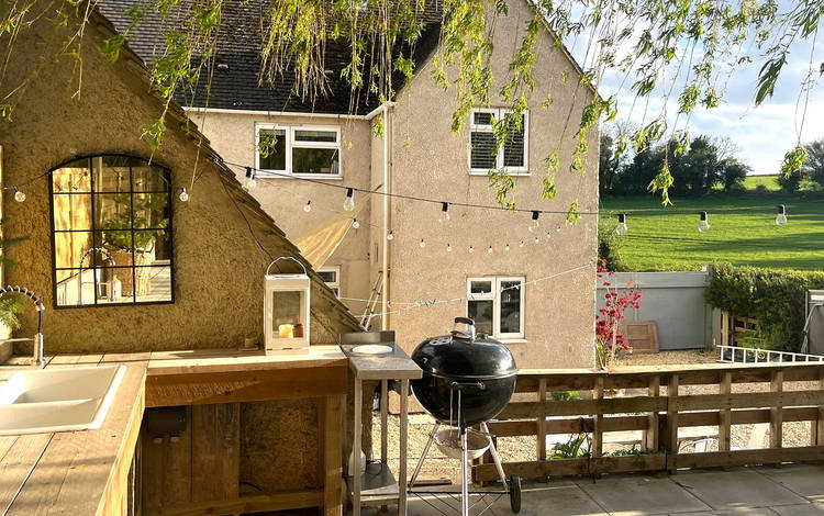 3 bedroom semi-detached house