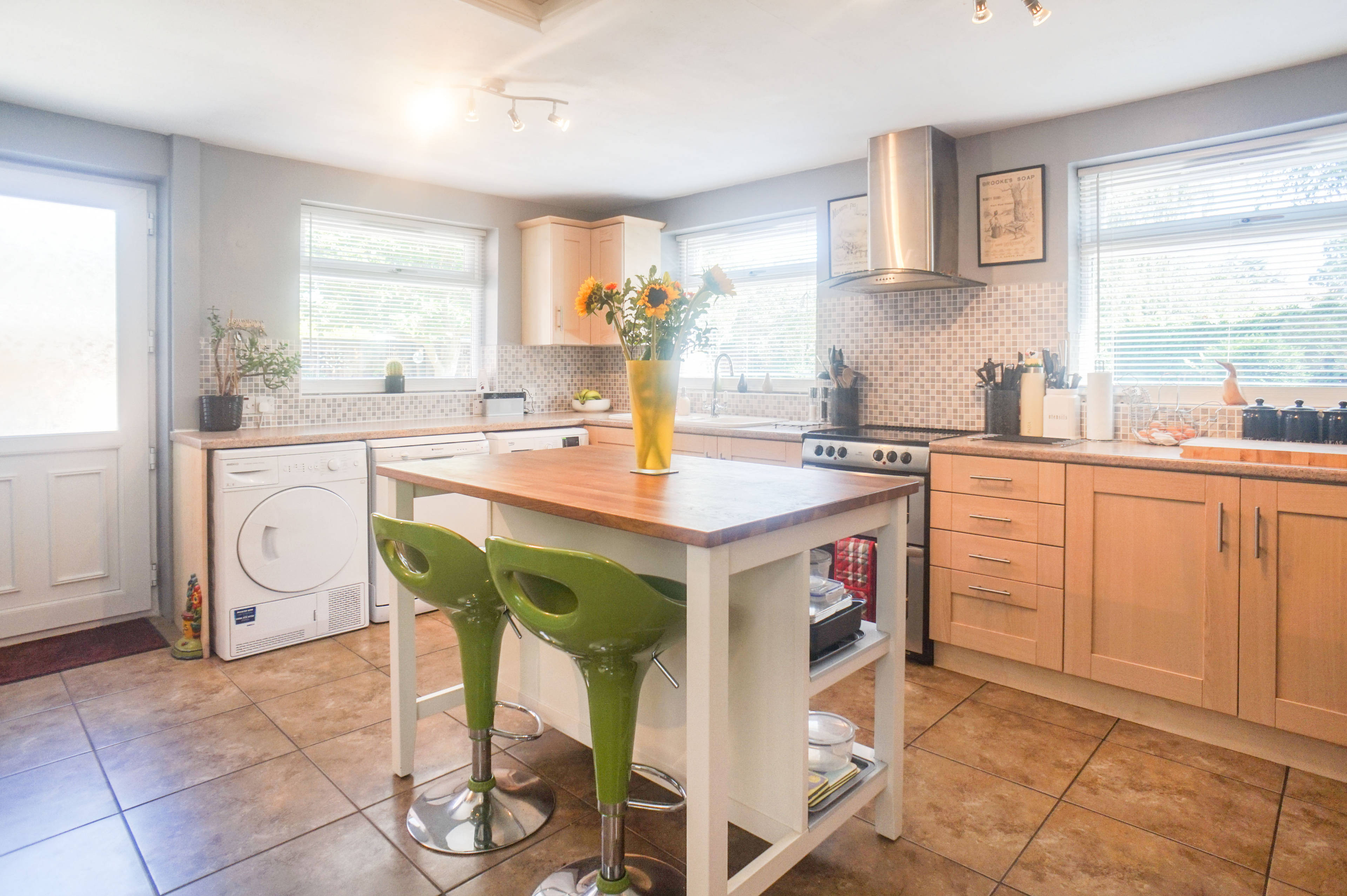 Kitchen/Breakfast