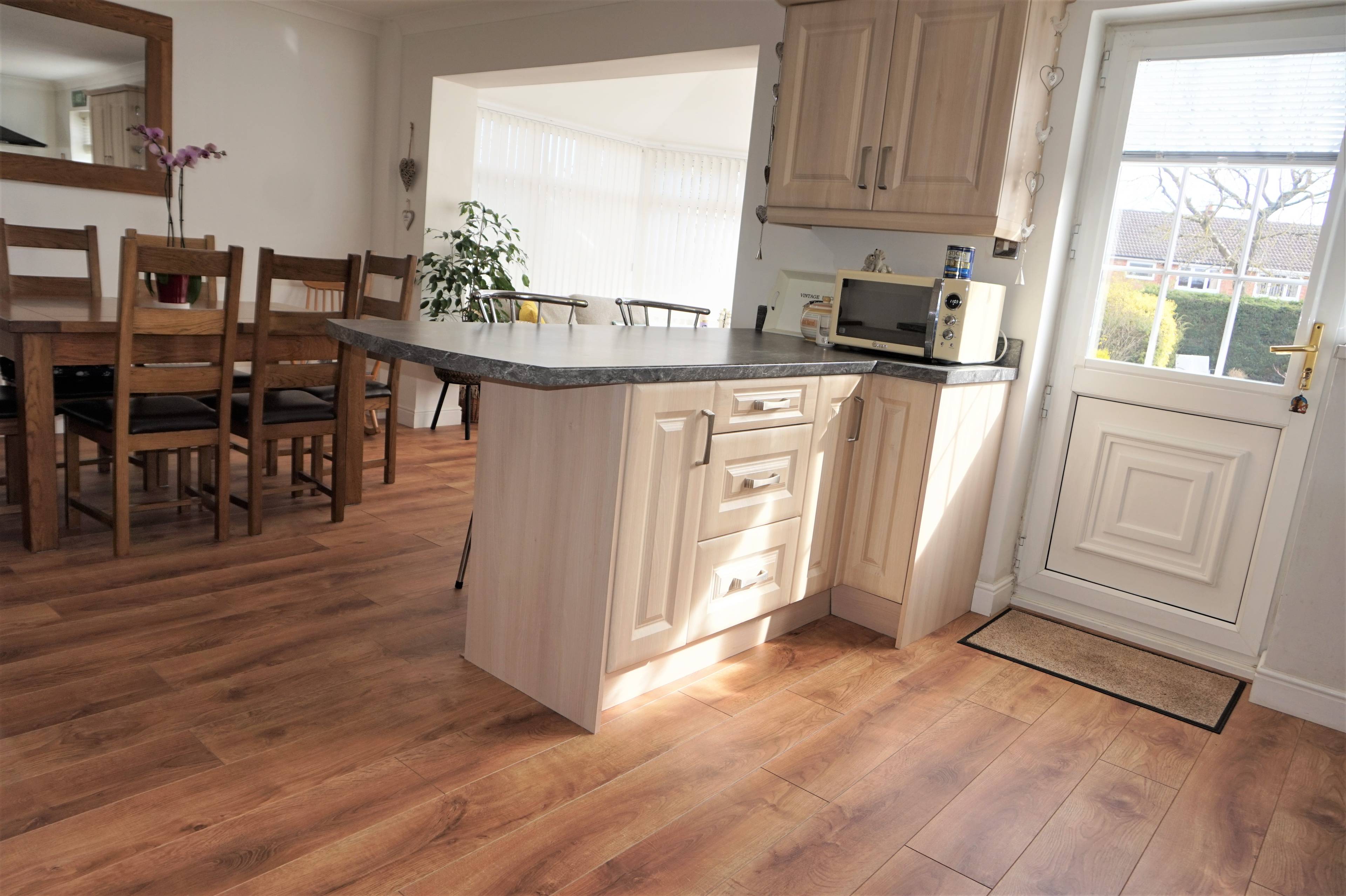 Kitchen/Breakfast