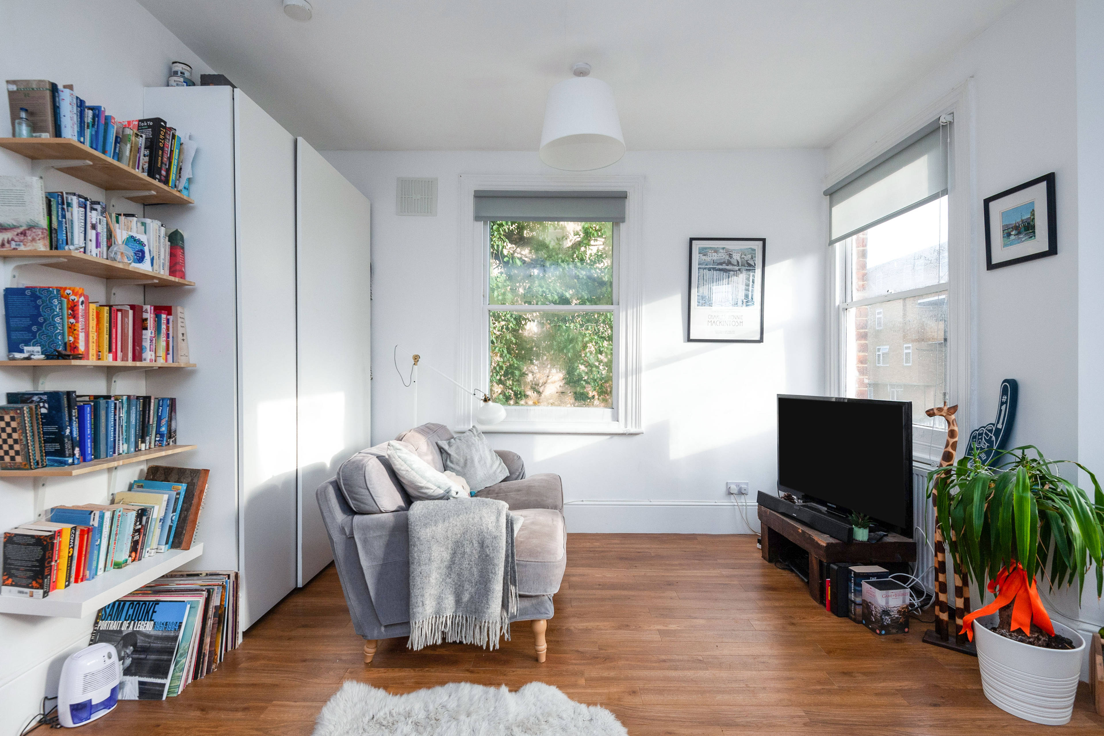 Lounge / Kitchen