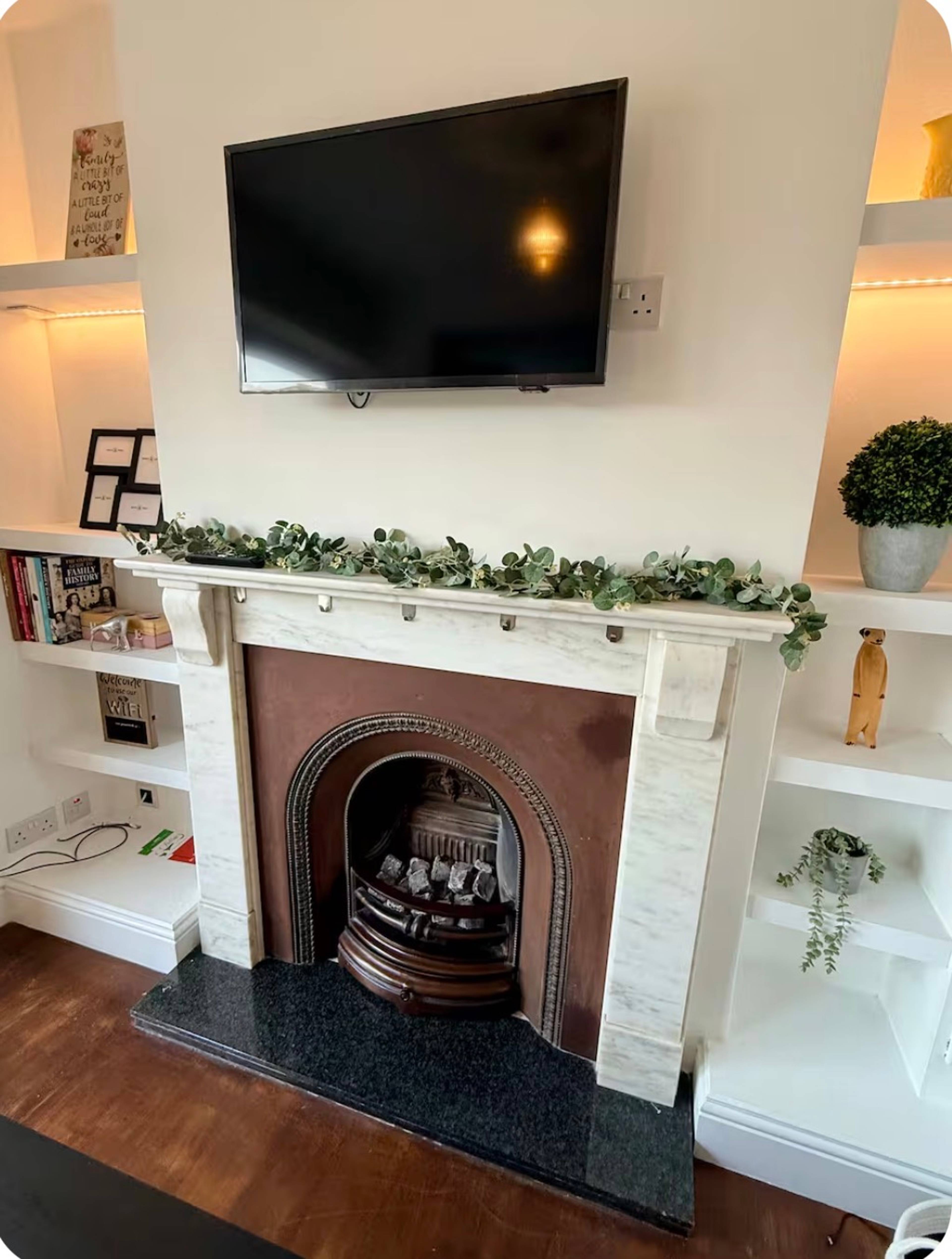 Lounge / Kitchen