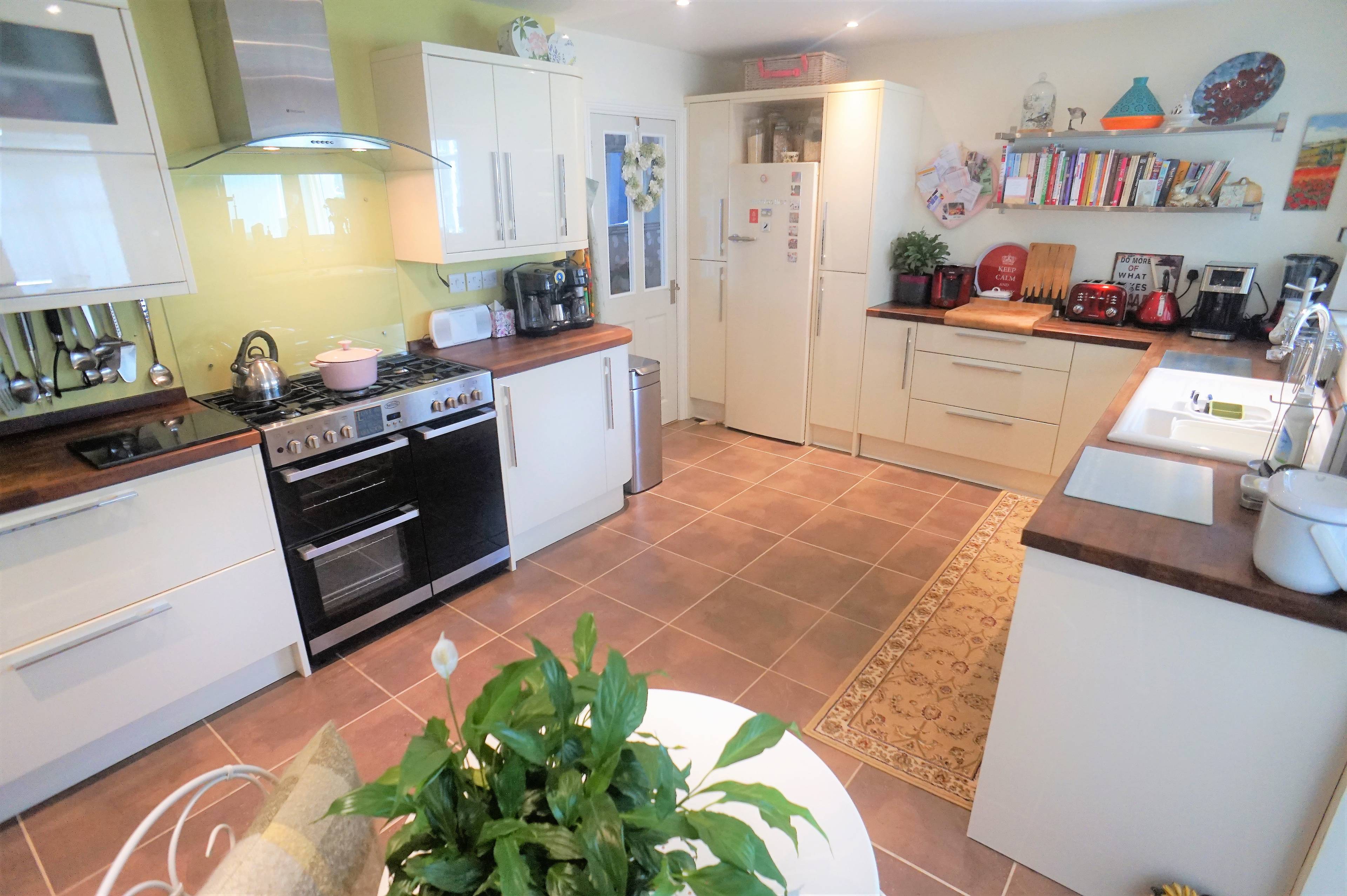 Kitchen / Breakfast