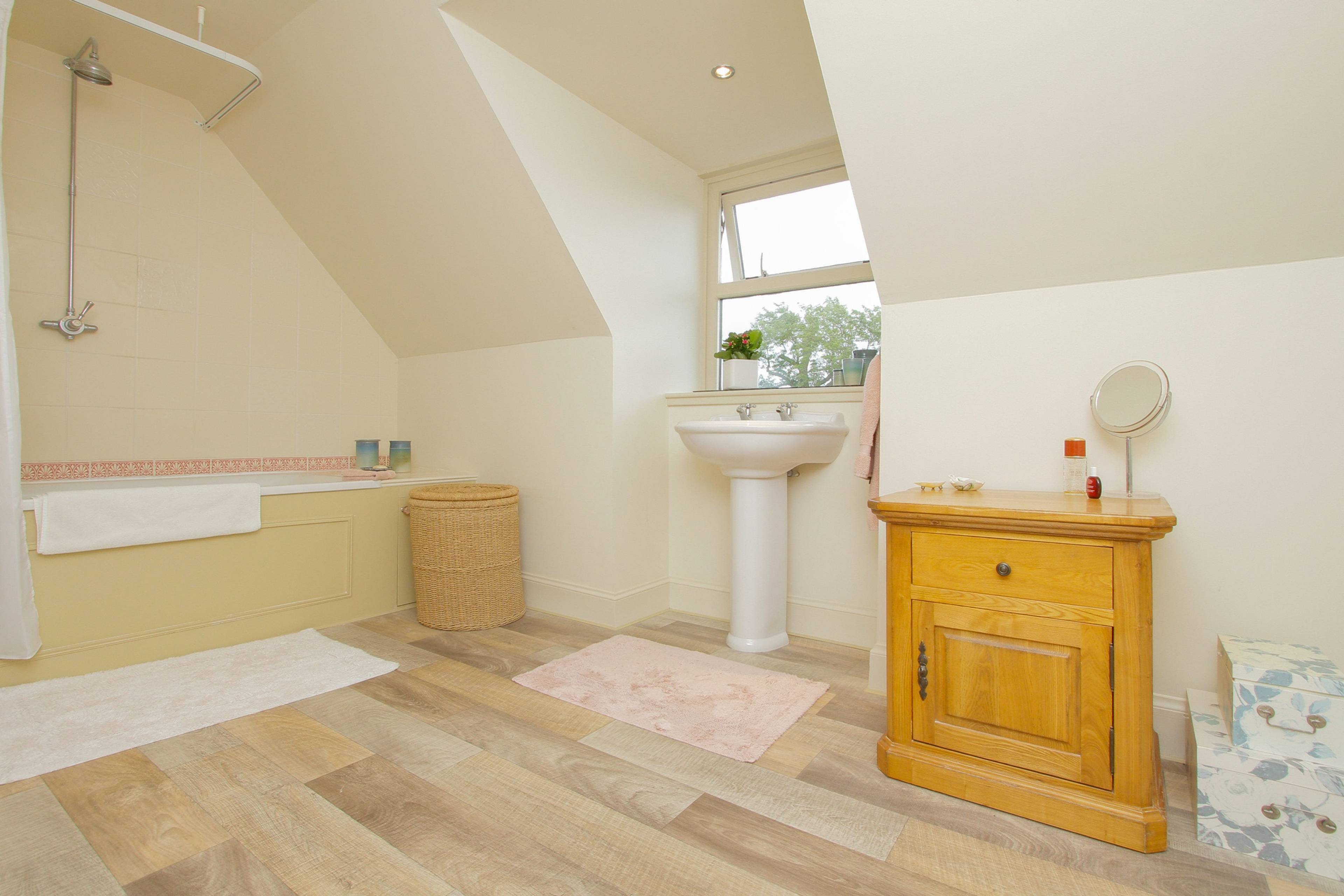 Master En-suite