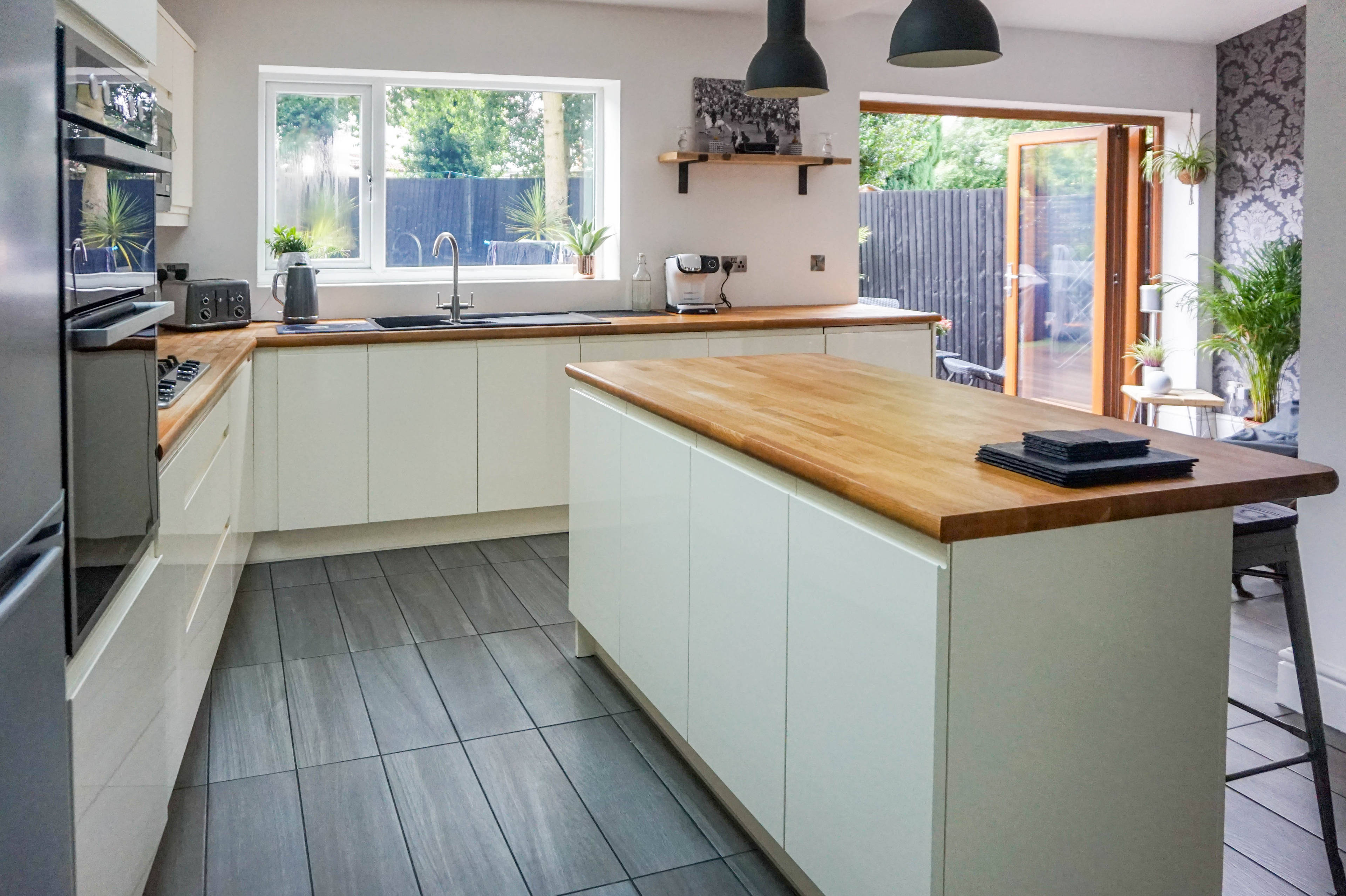 Kitchen/Family Room