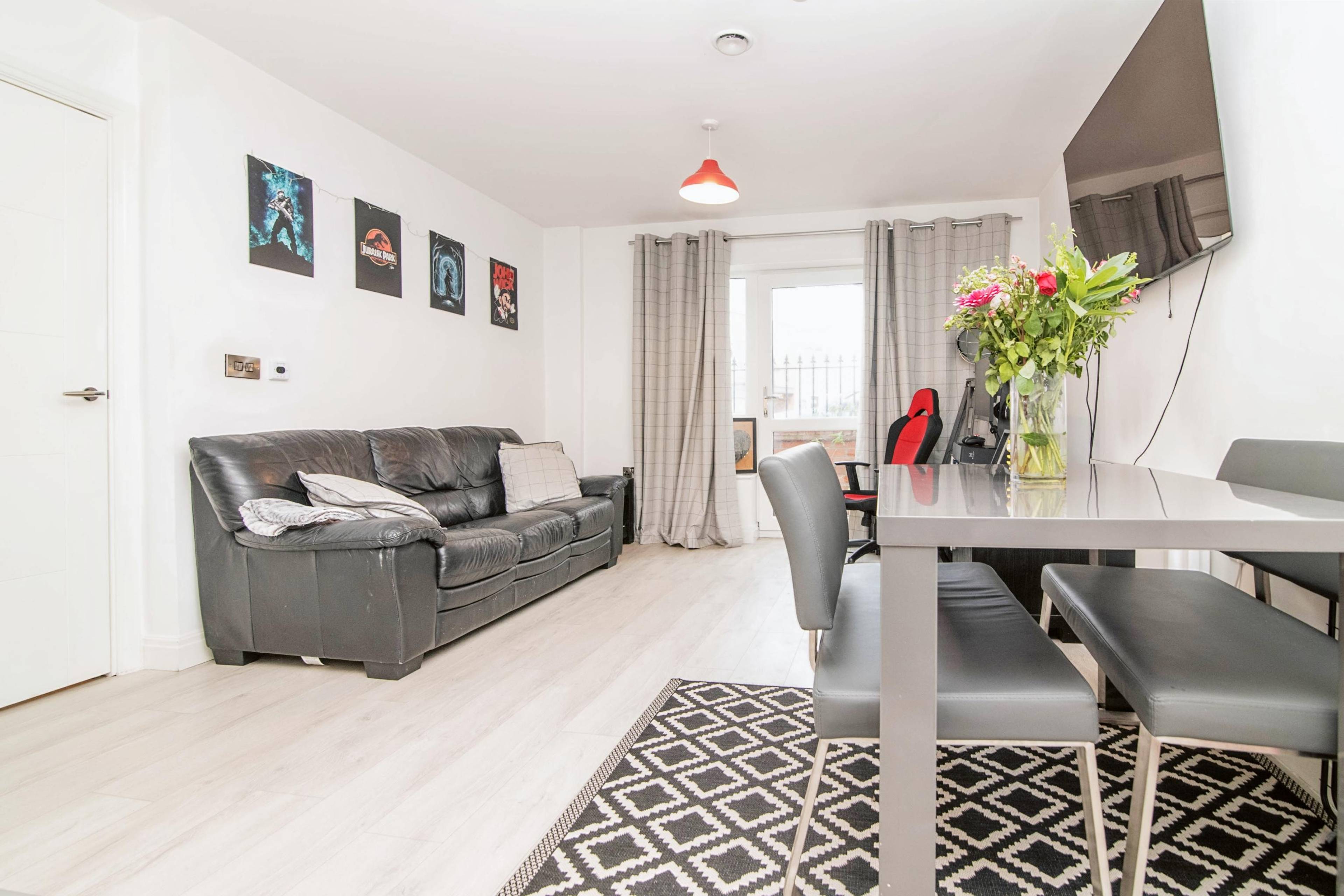 Living / Dining Room