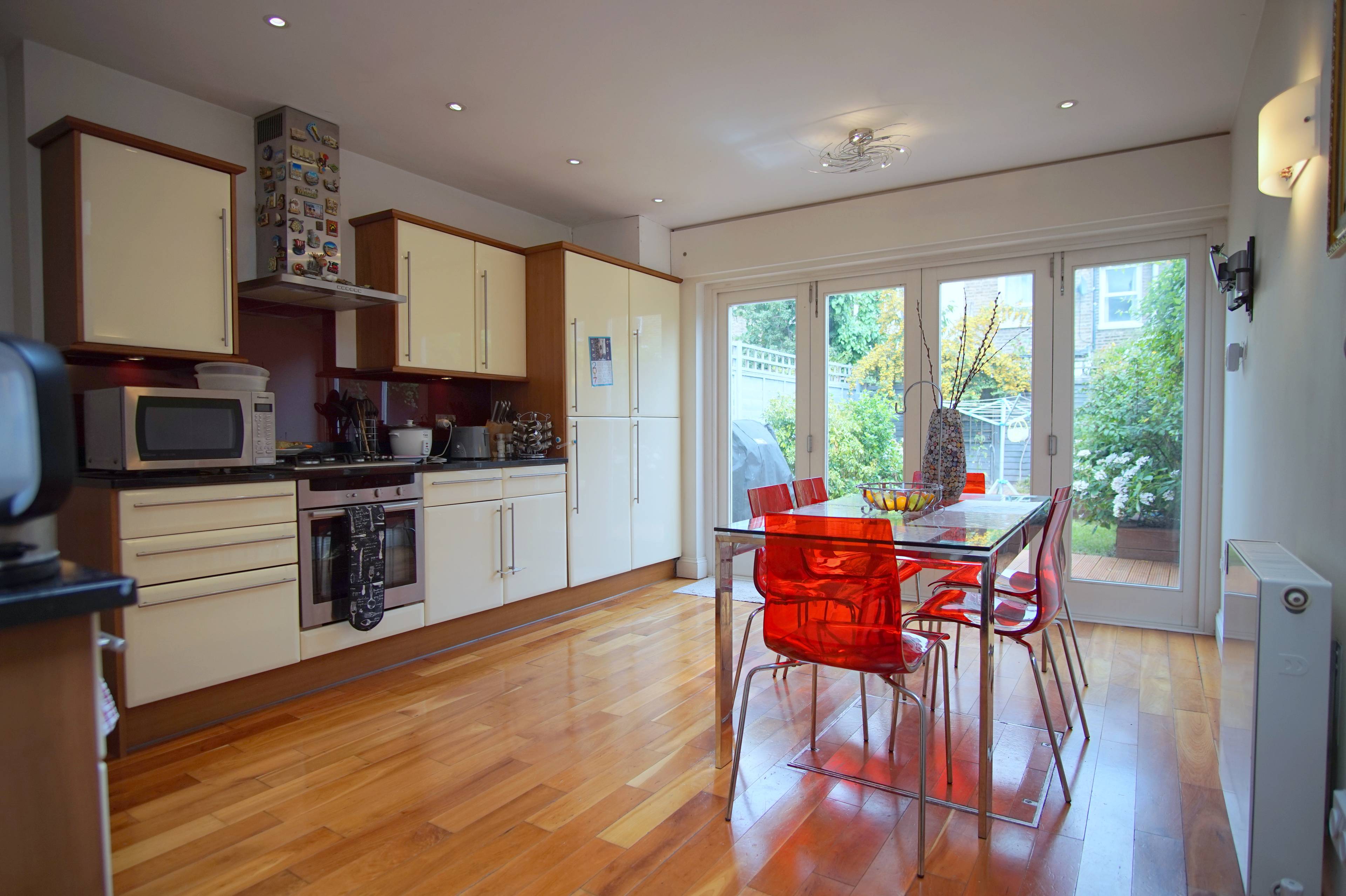 Kitchen / Breakfast
