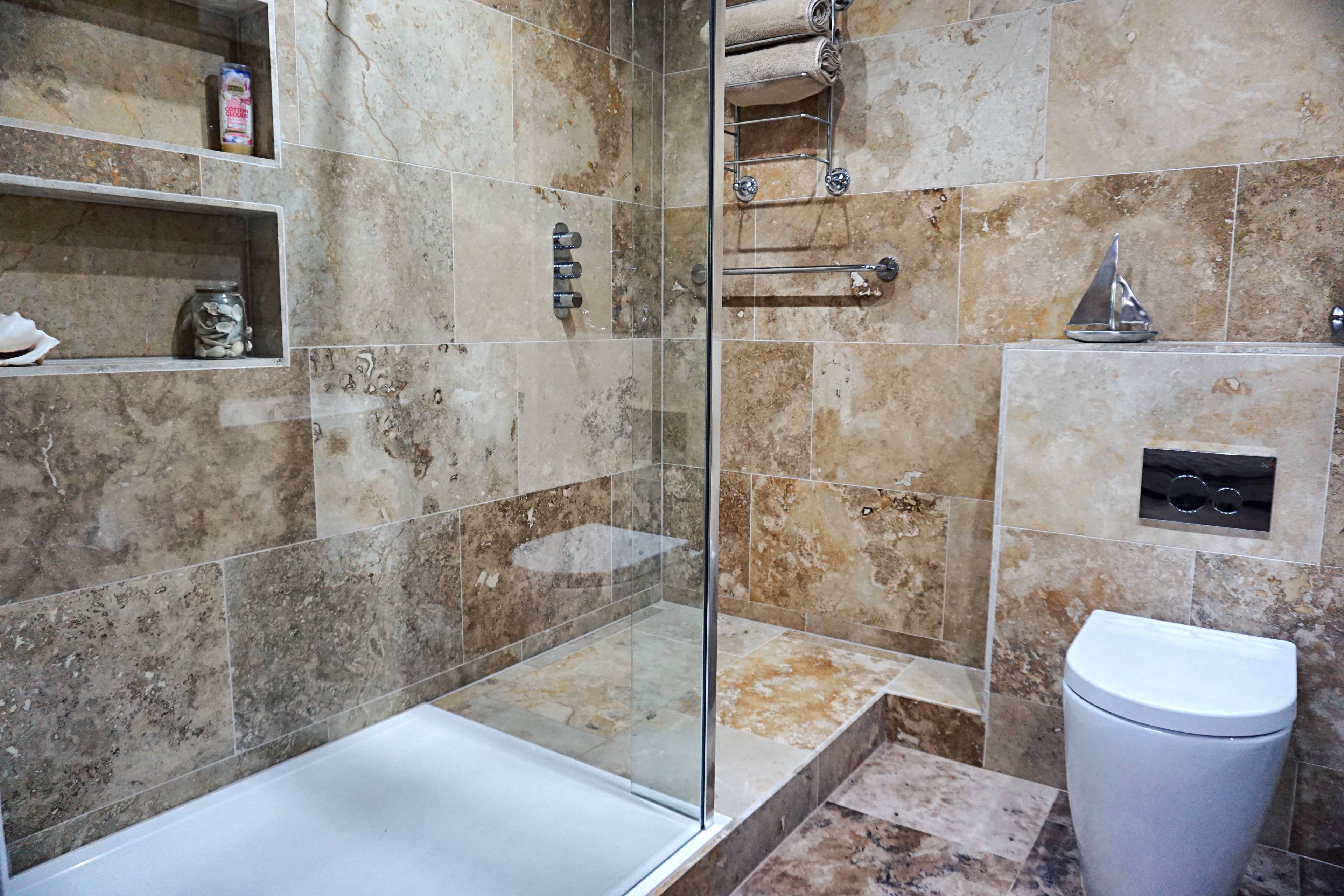 Master En-suite