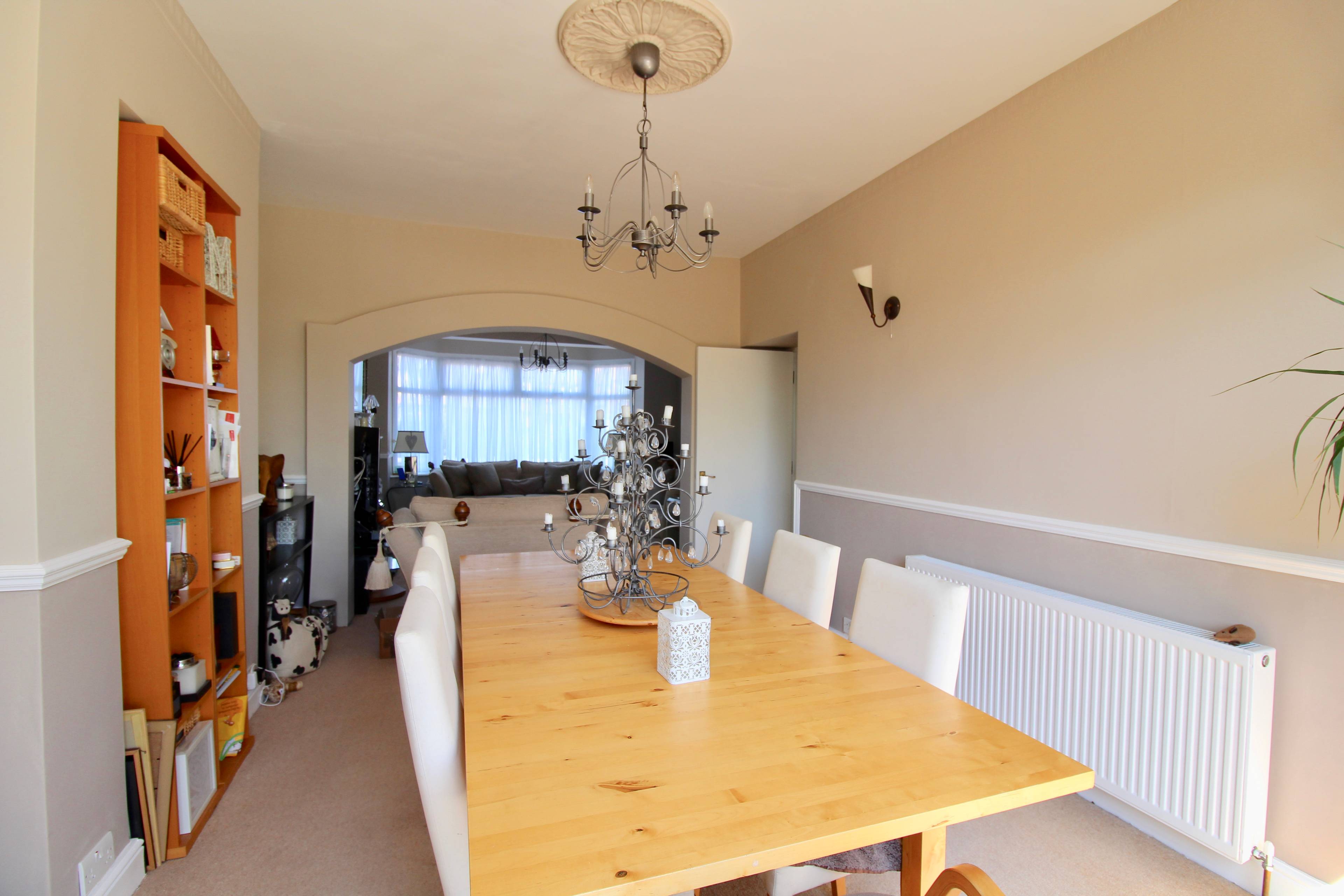 Lounge/Dining Room