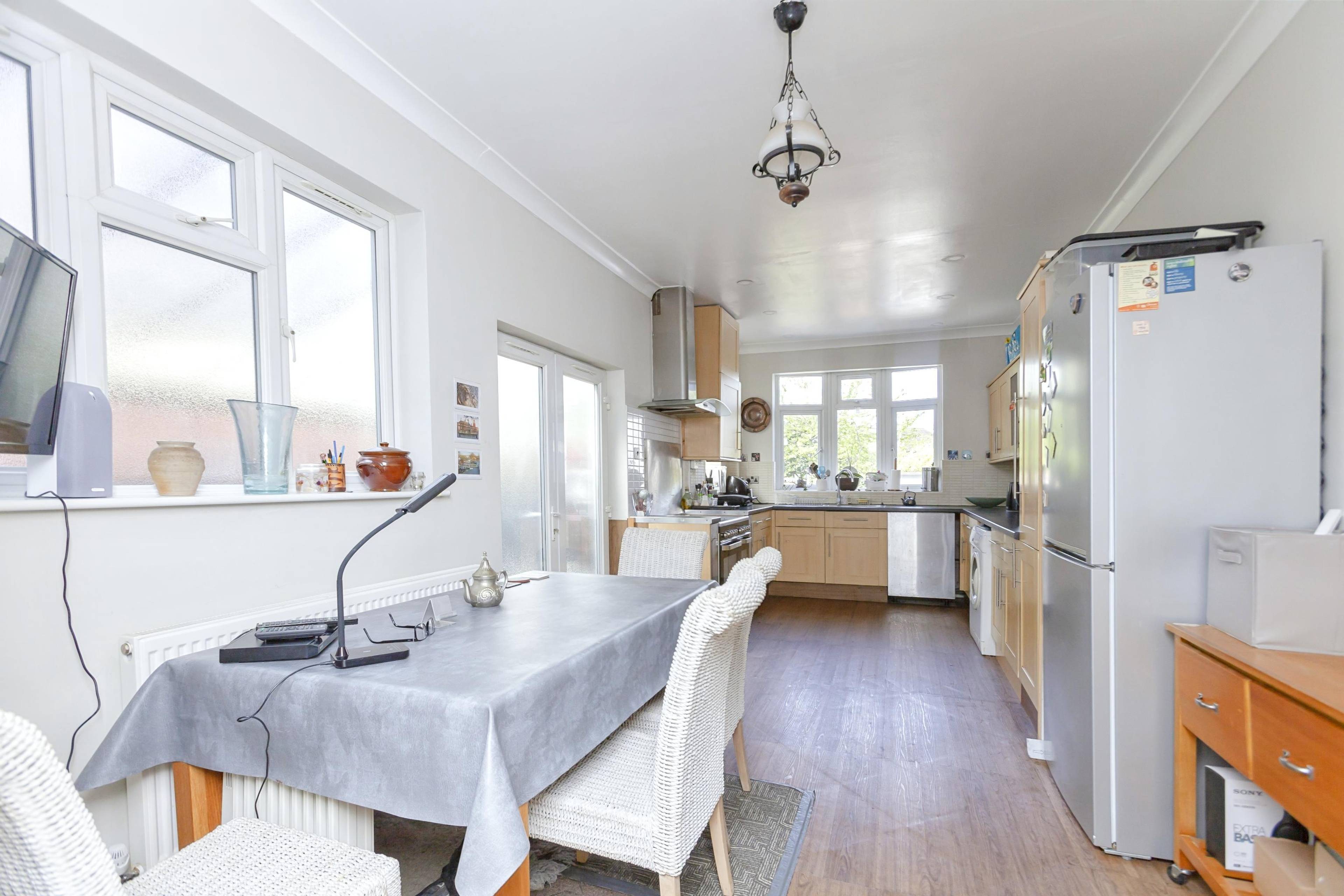 Kitchen/Breakfast