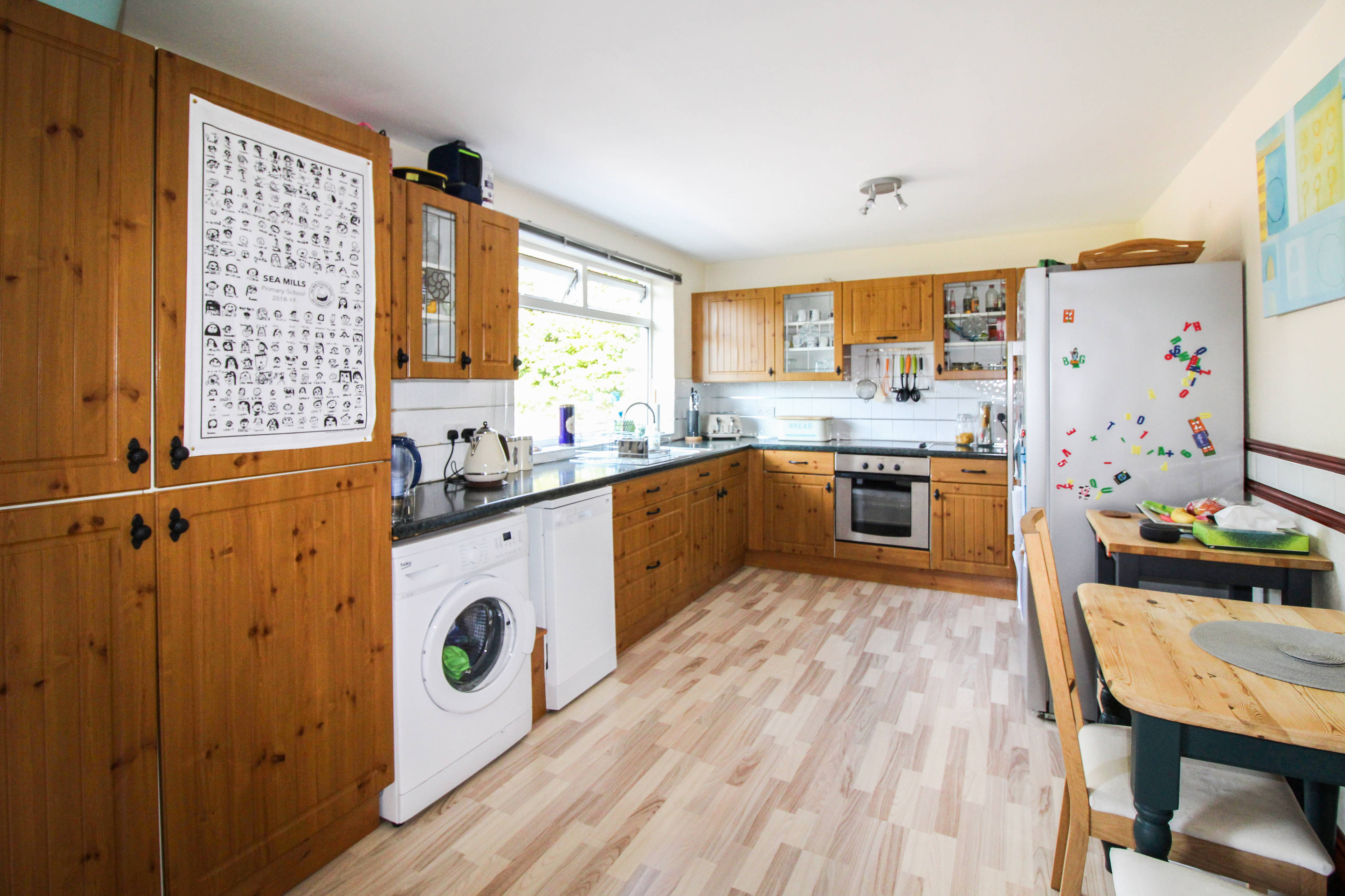 Kitchen/Breakfast