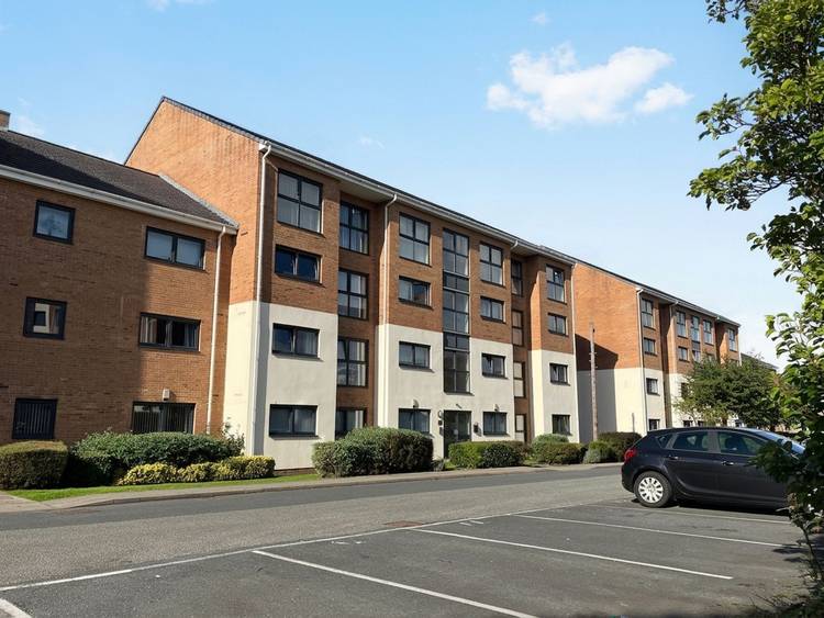 2 bedroom flat