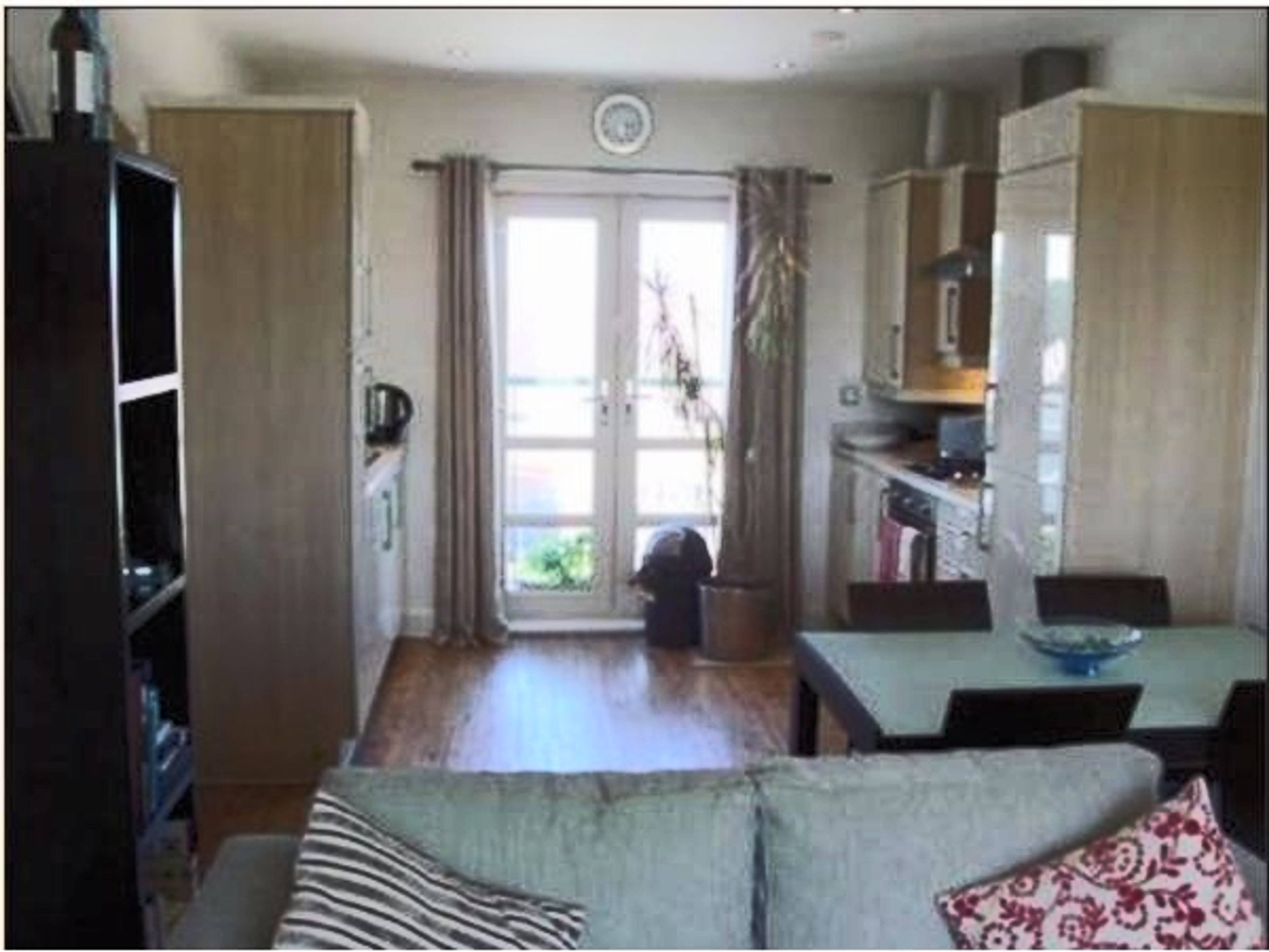 Lounge / Kitchen