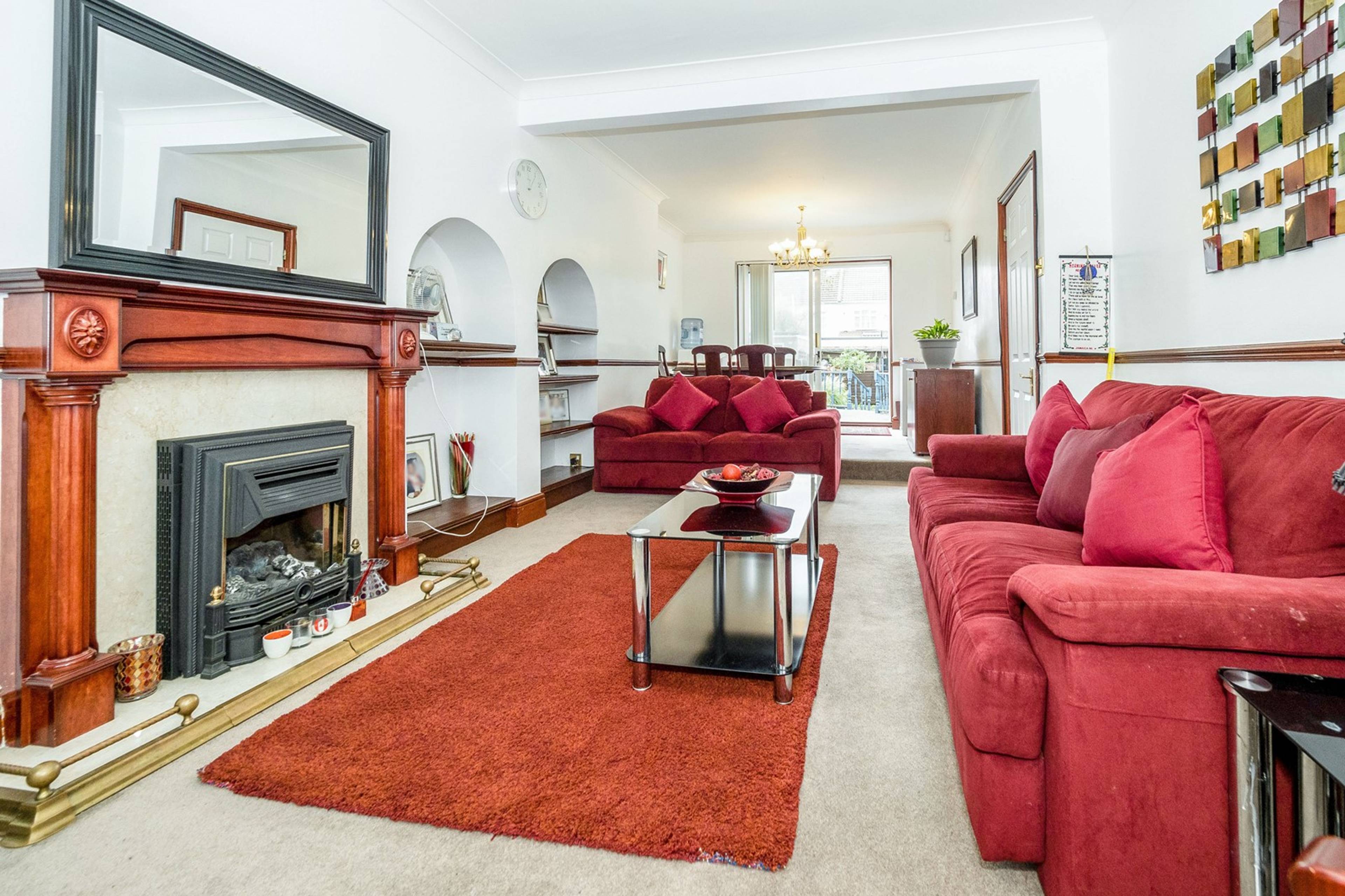 Lounge/Dining Room