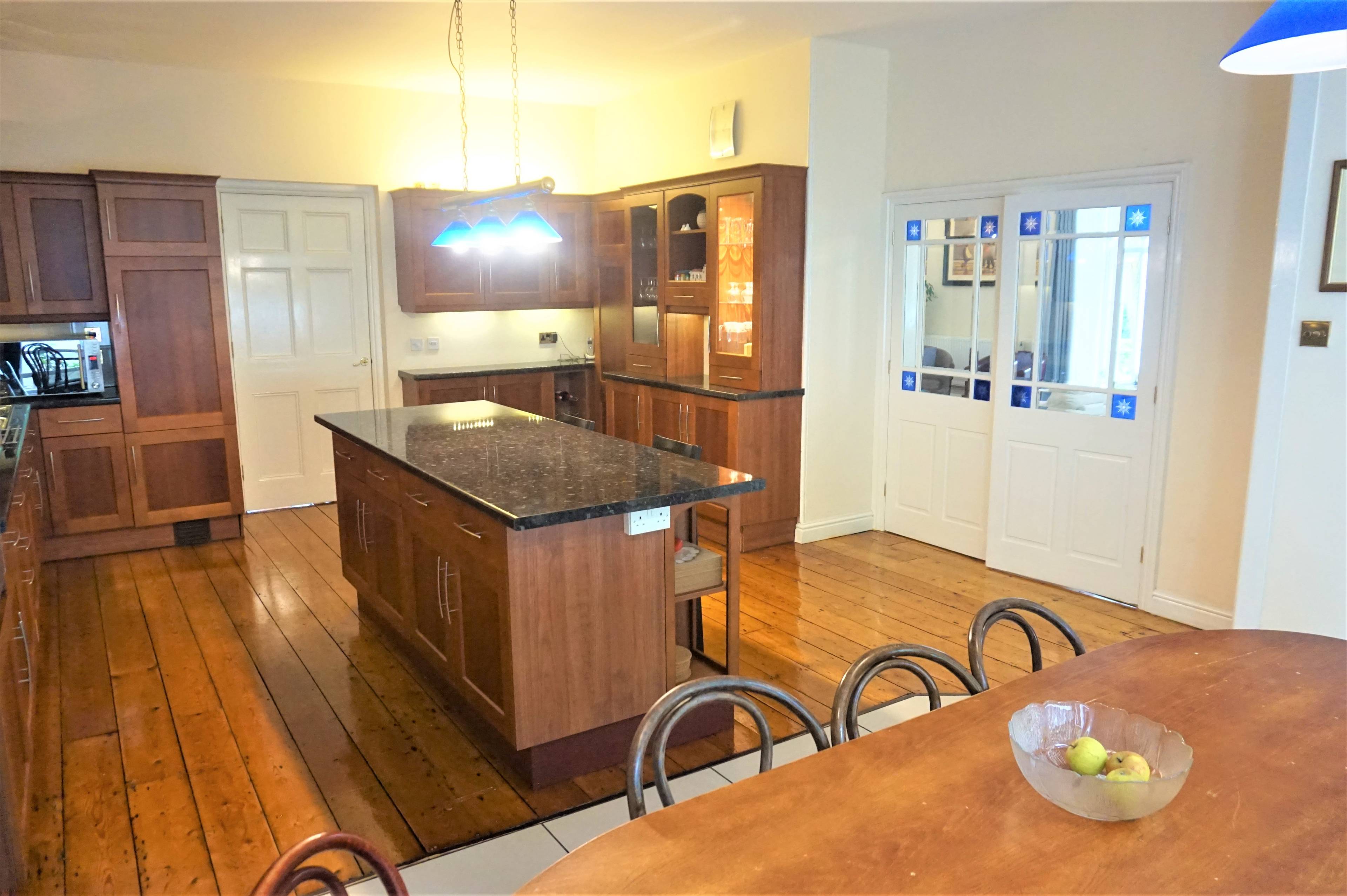 Kitchen/Breakfast