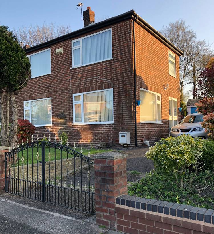 3 bedroom semi-detached house