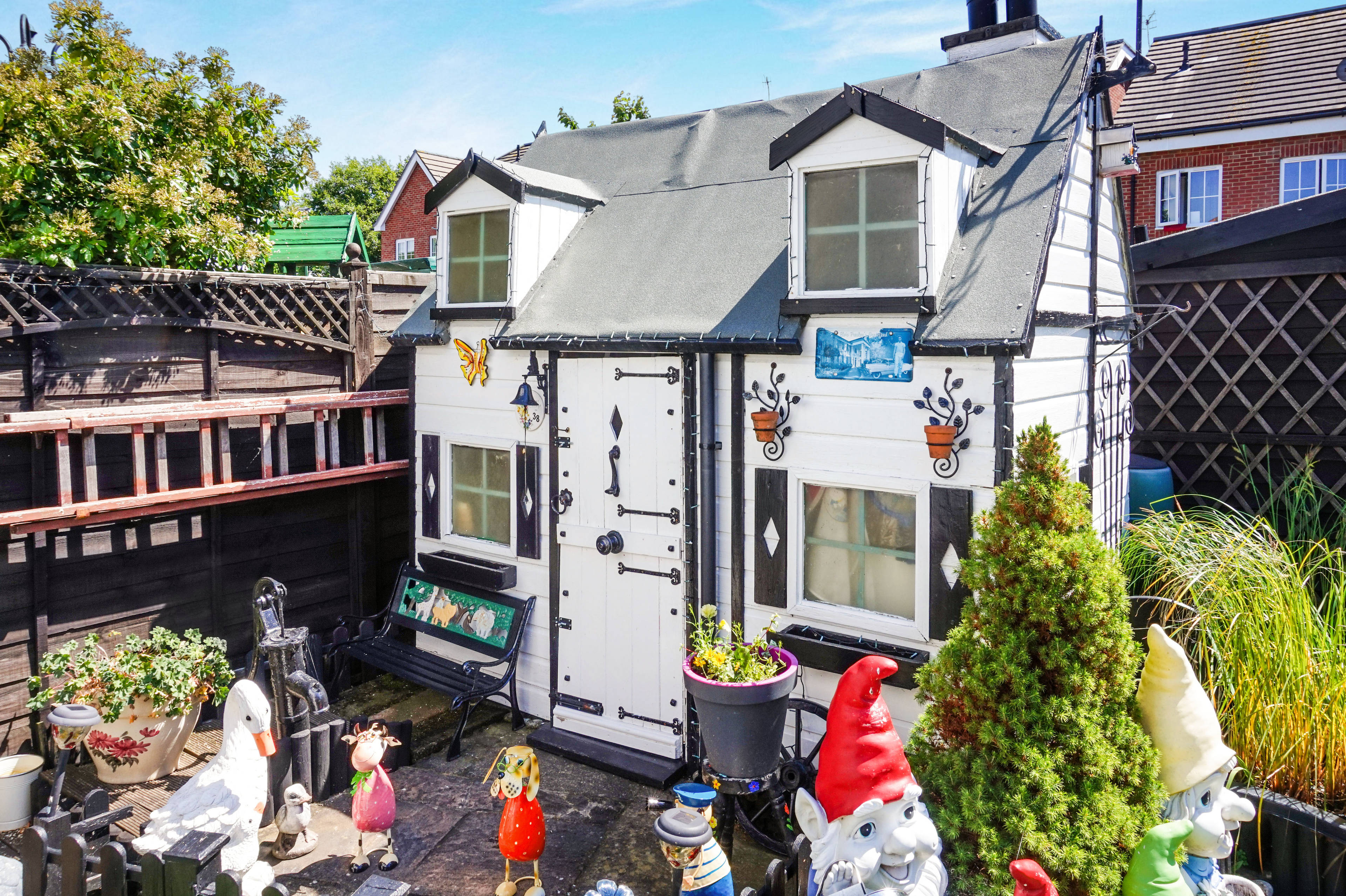 Garden Lodge