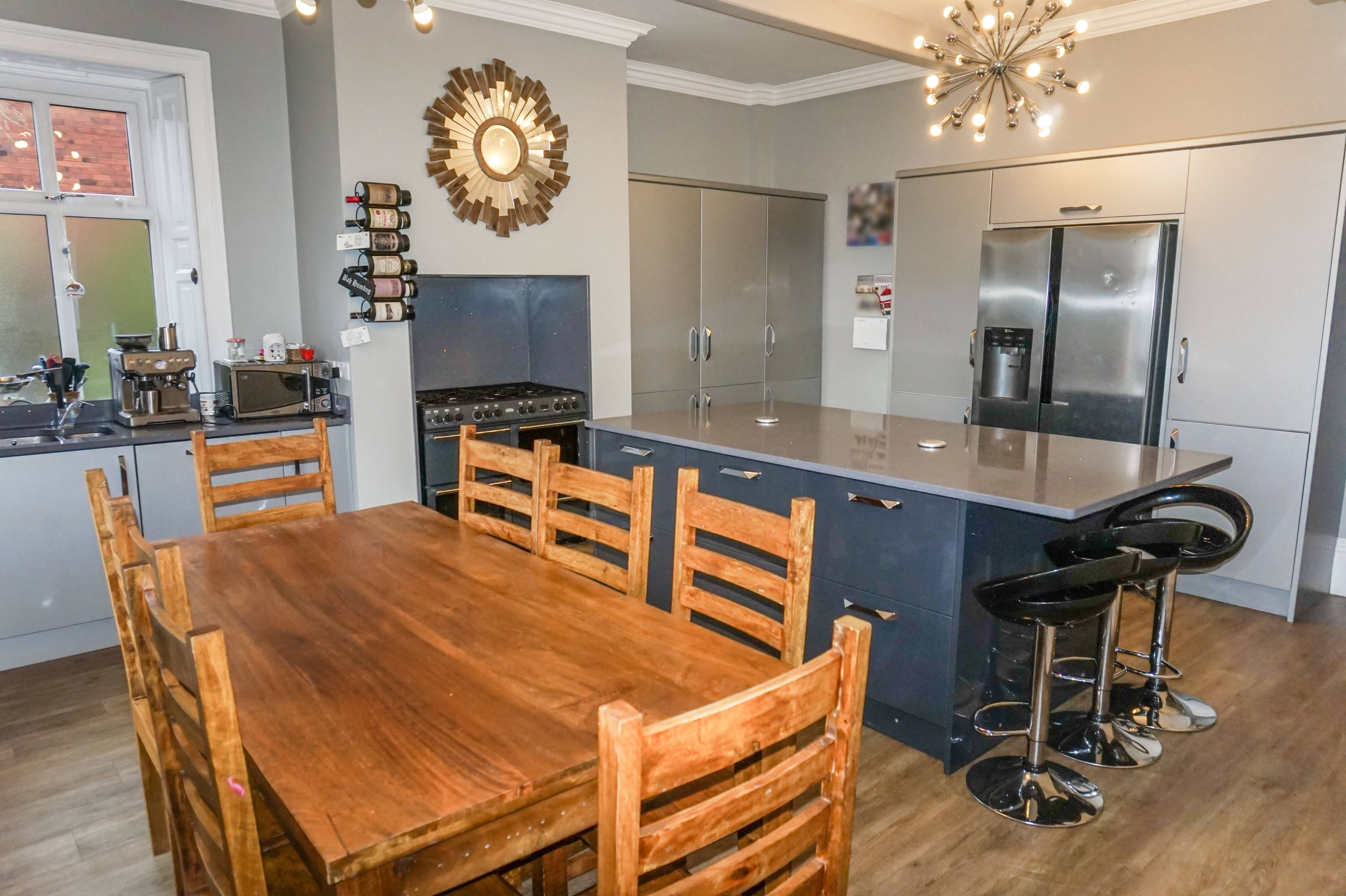 Kitchen/dining Room