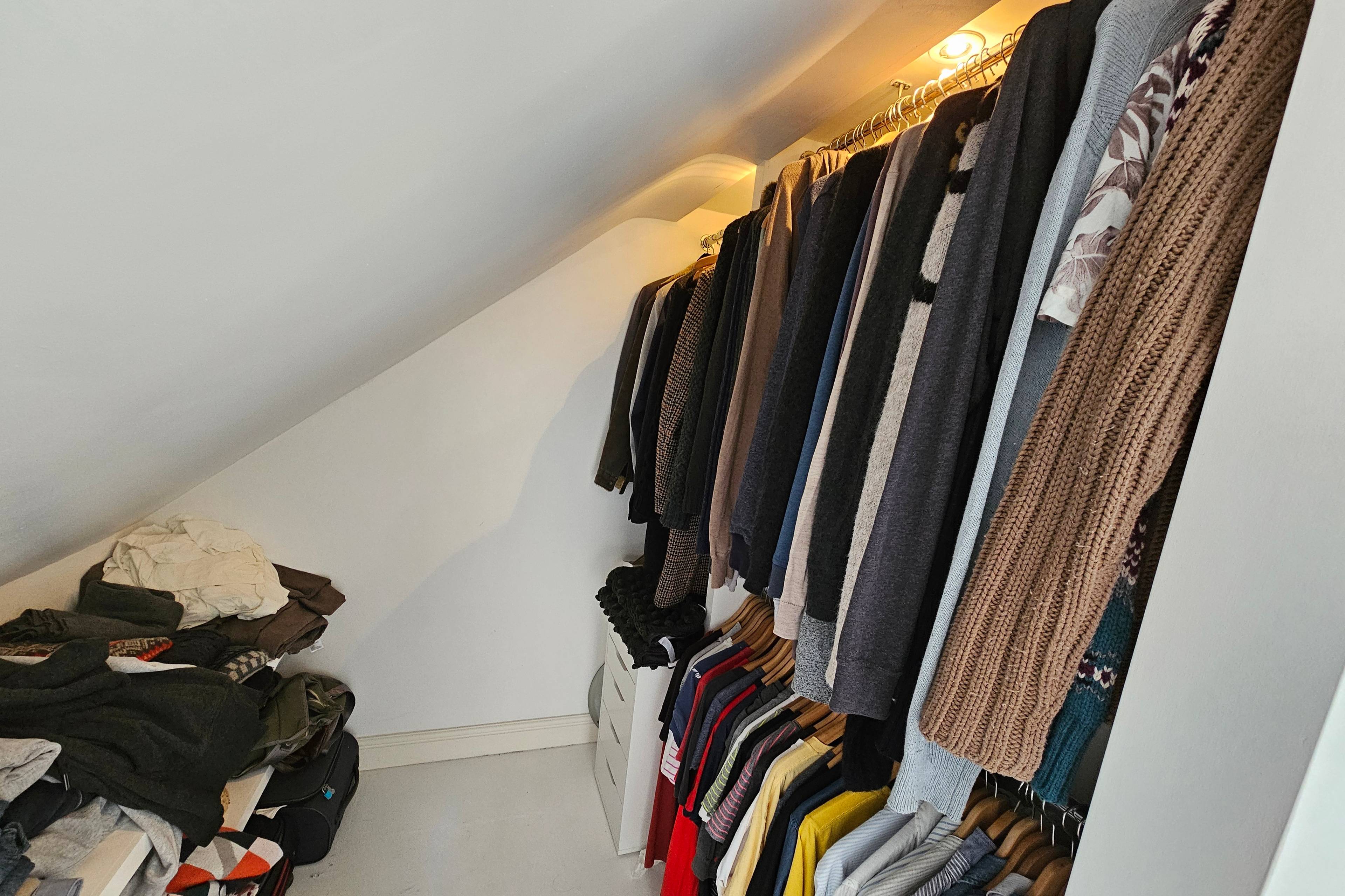 Walk-in Wardrobe