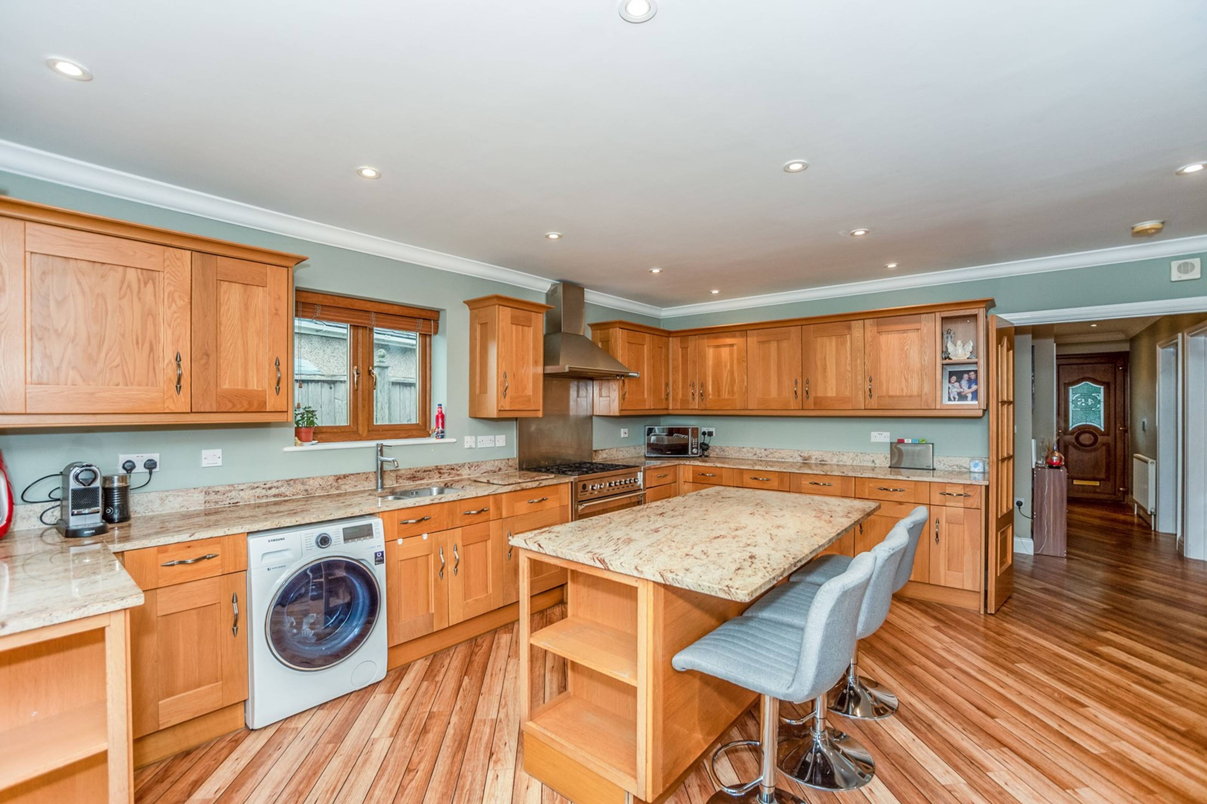 Kitchen/Breakfast