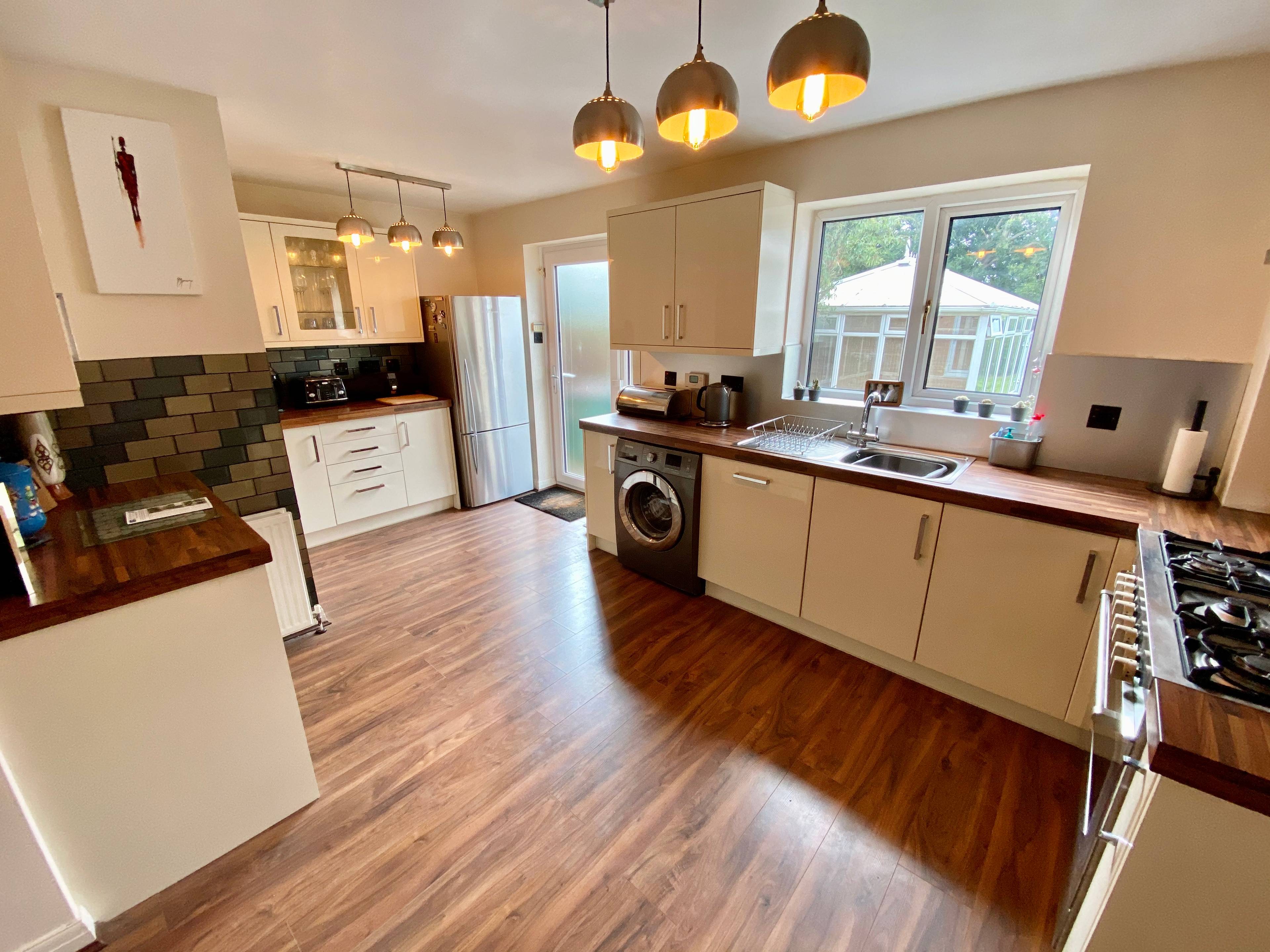 Kitchen/Breakfast