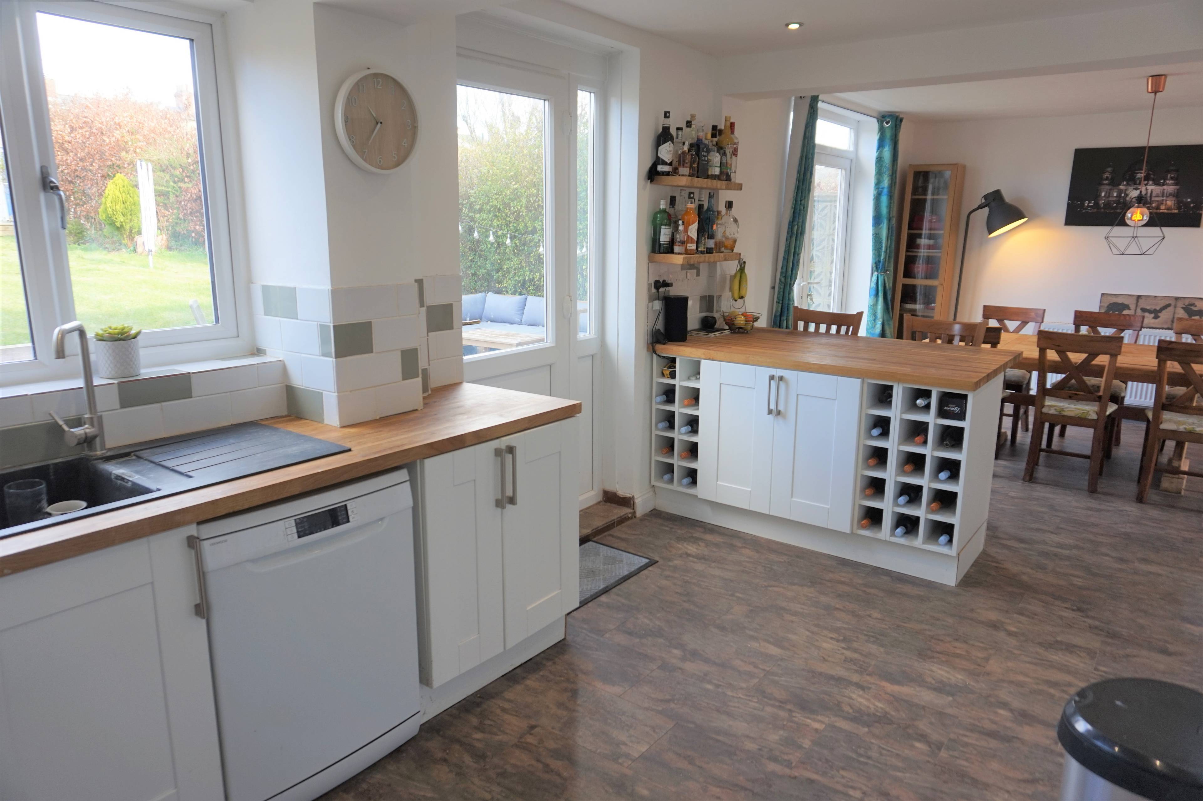 Kitchen/Dining Room