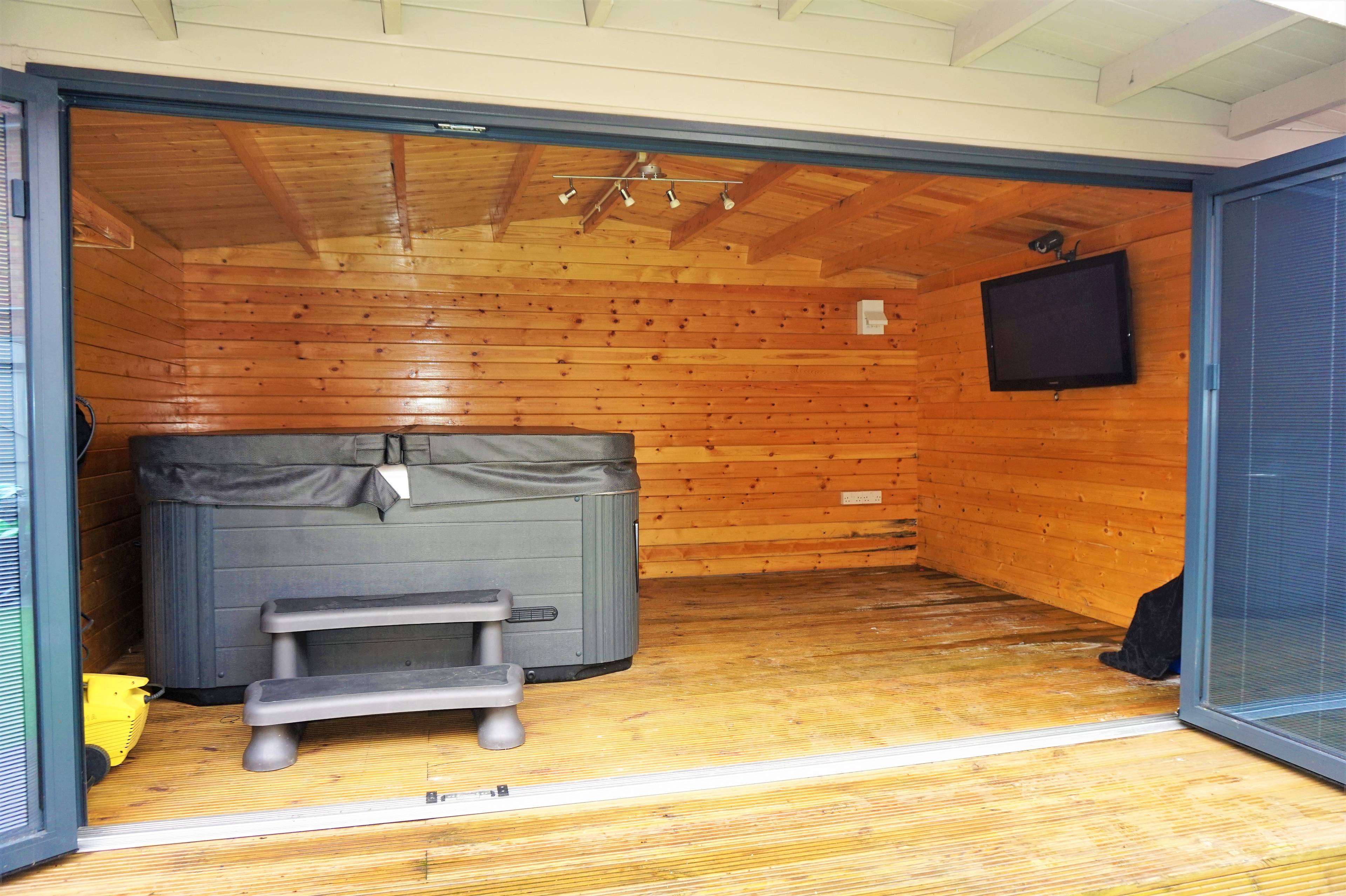 Log Cabin