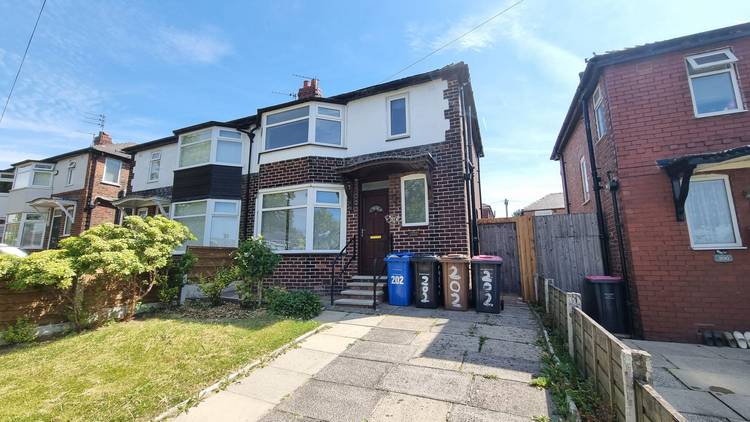 3 bedroom semi-detached house