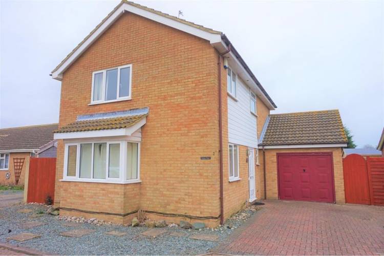4 bedroom detached house