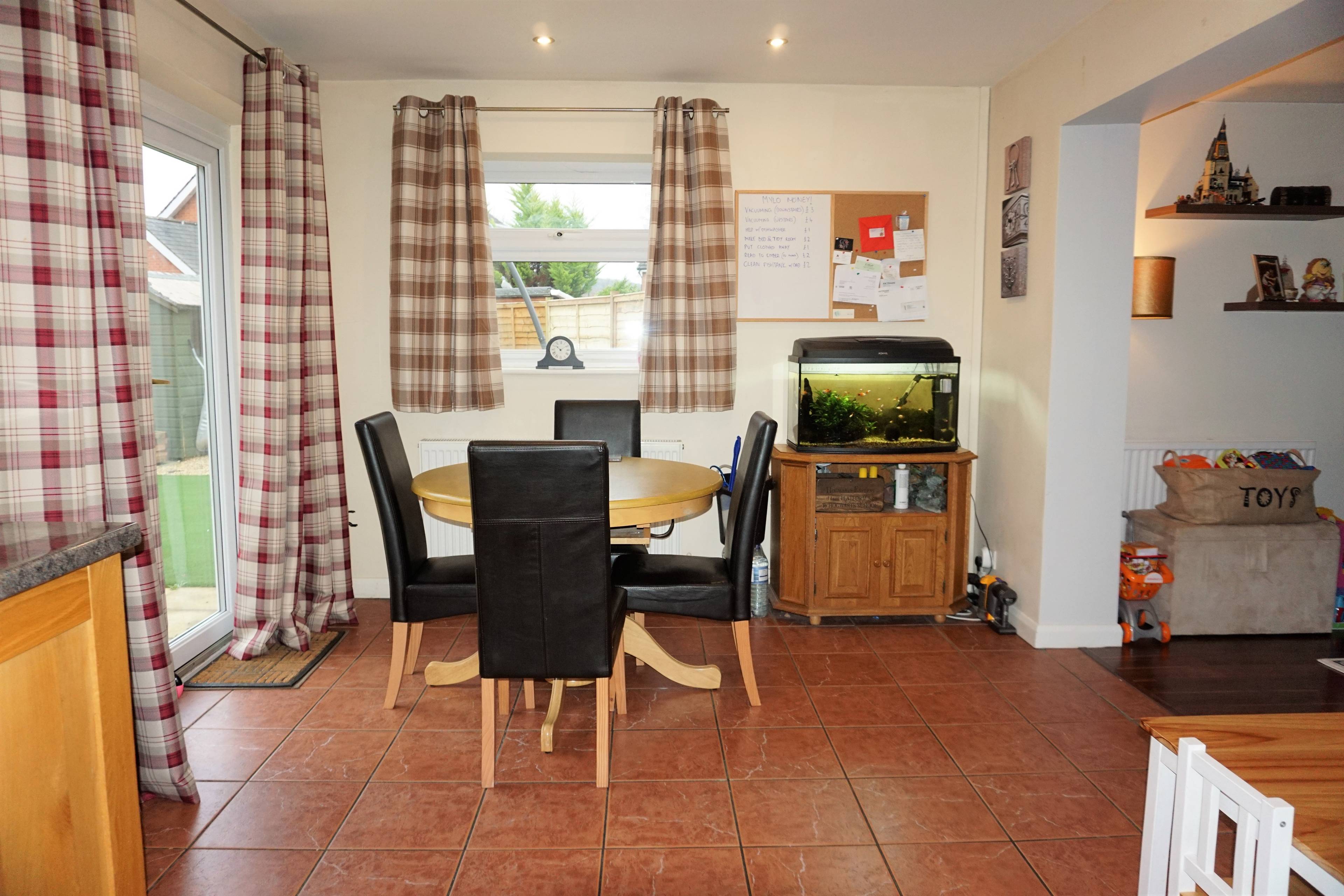 Kitchen/Breakfast