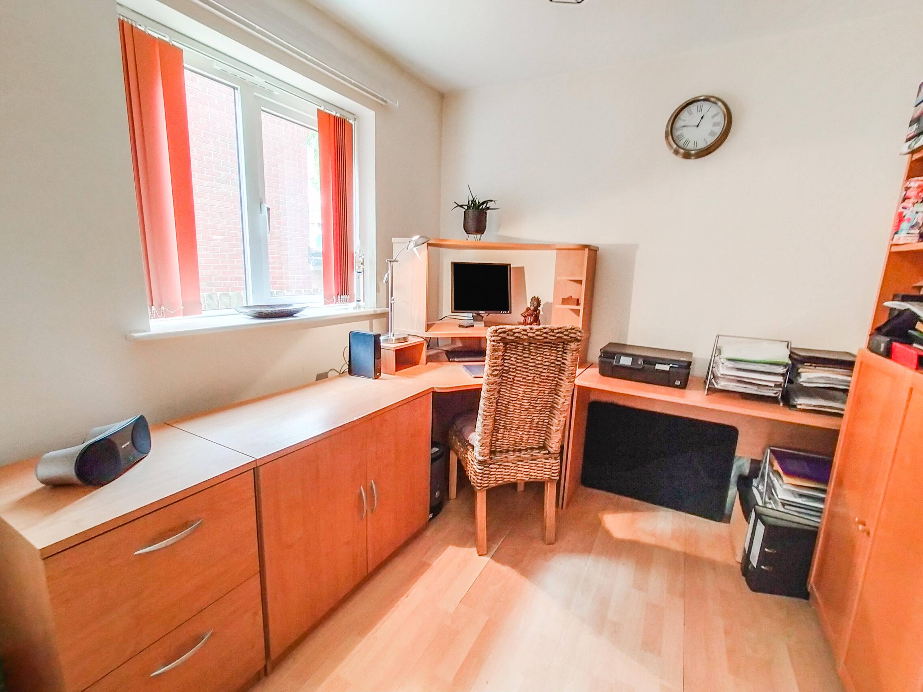 Office / Bed' Five