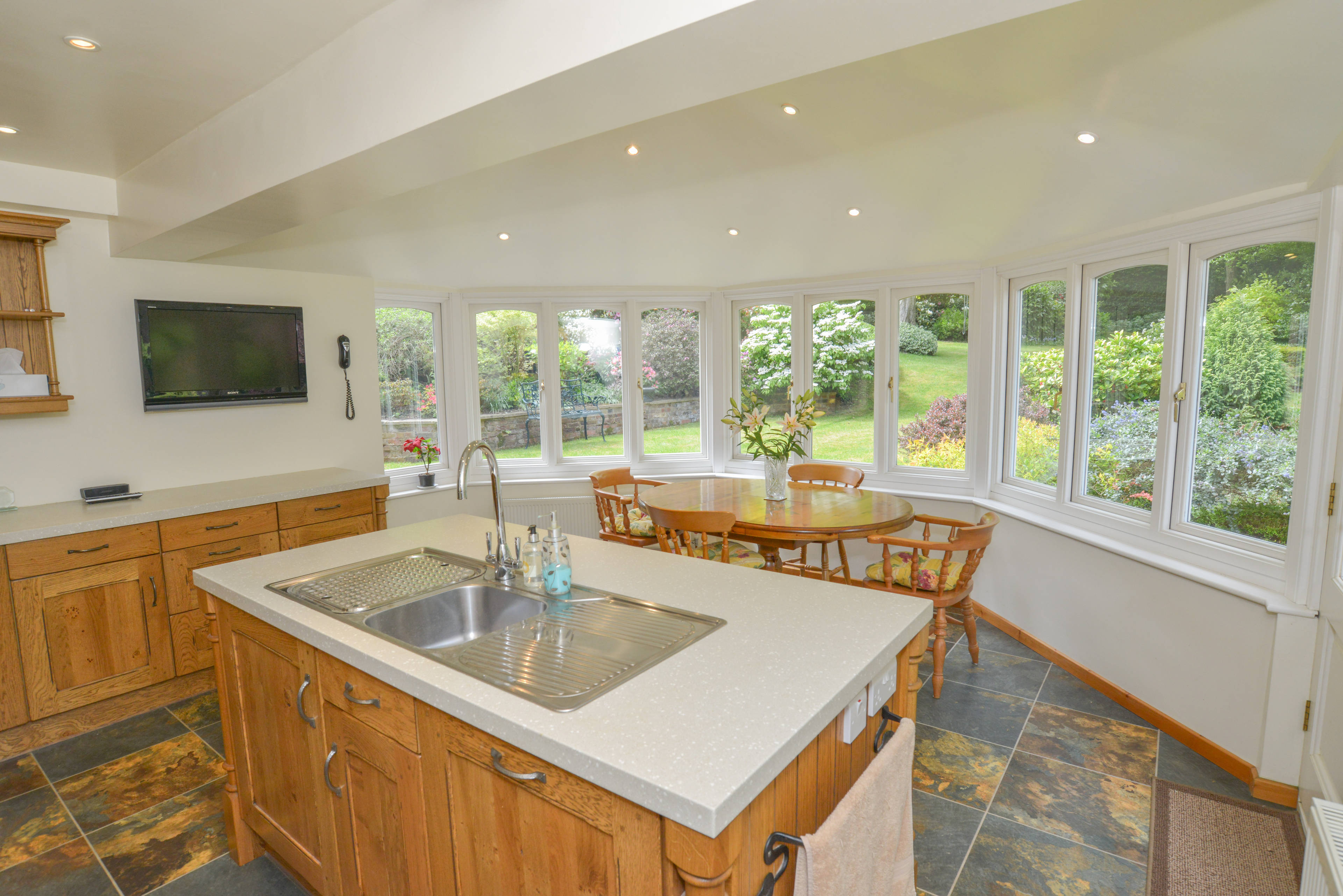 Kitchen / Breakfast