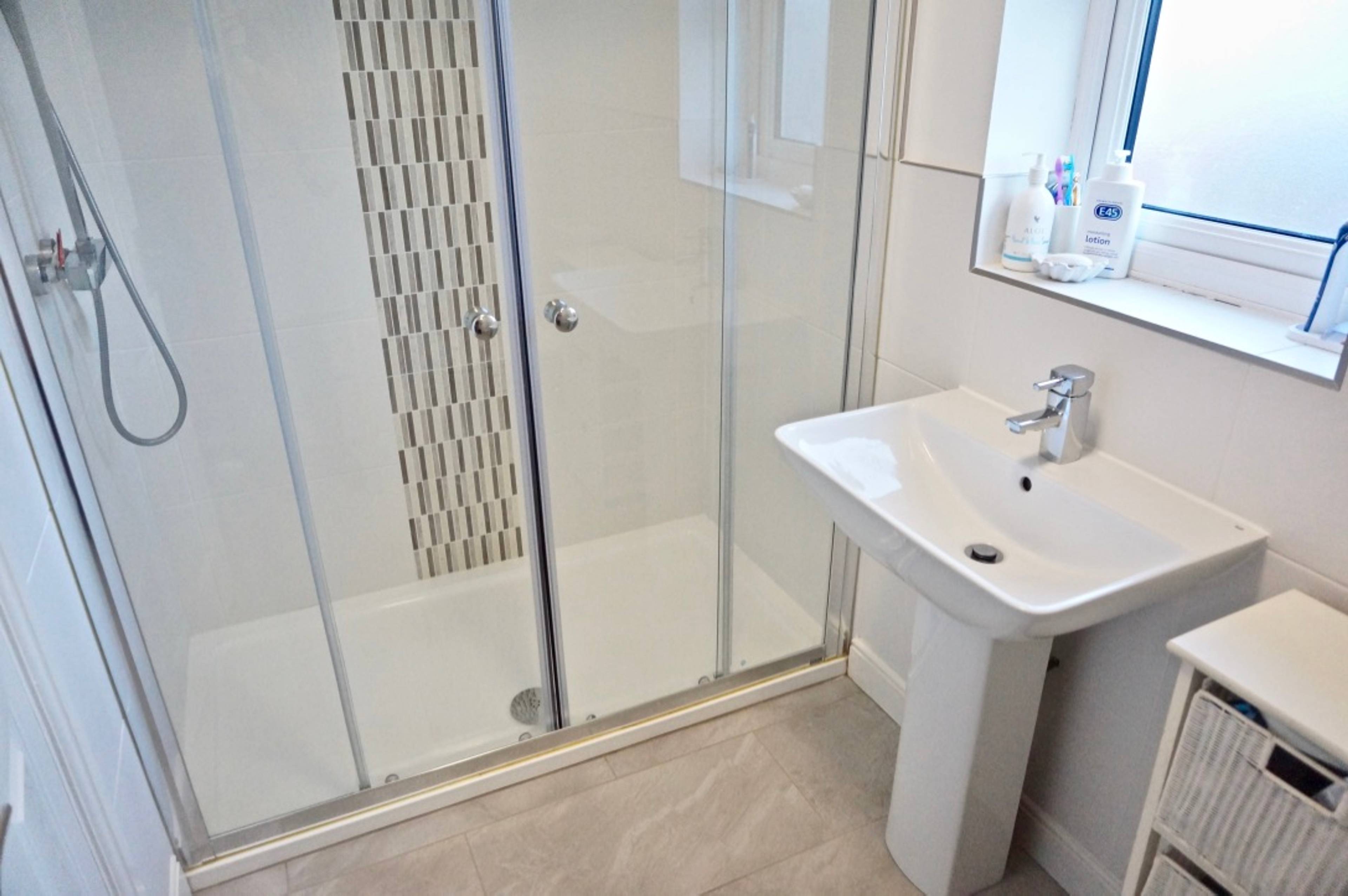 Master En-suite