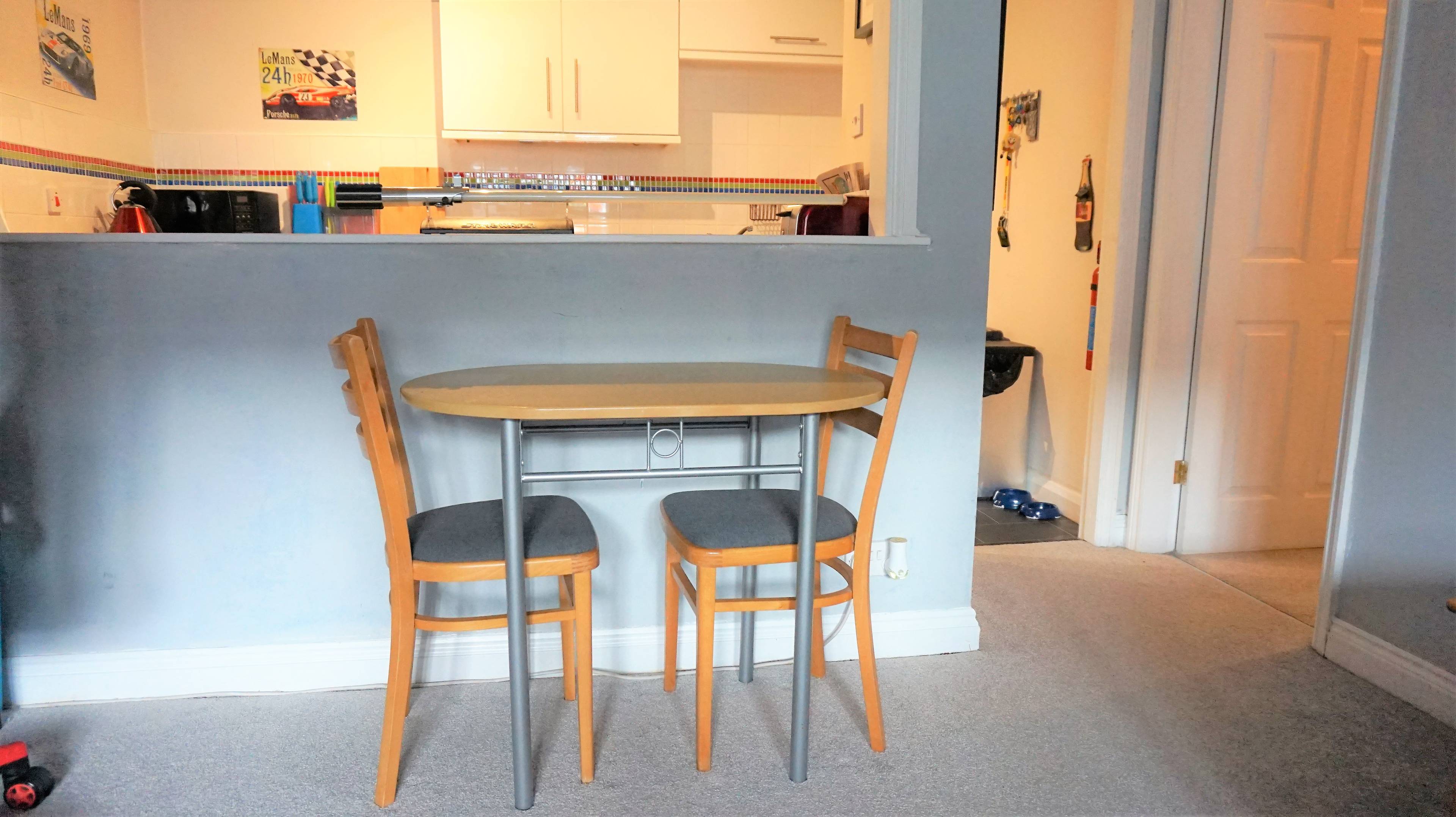 Lounge/Dining Room
