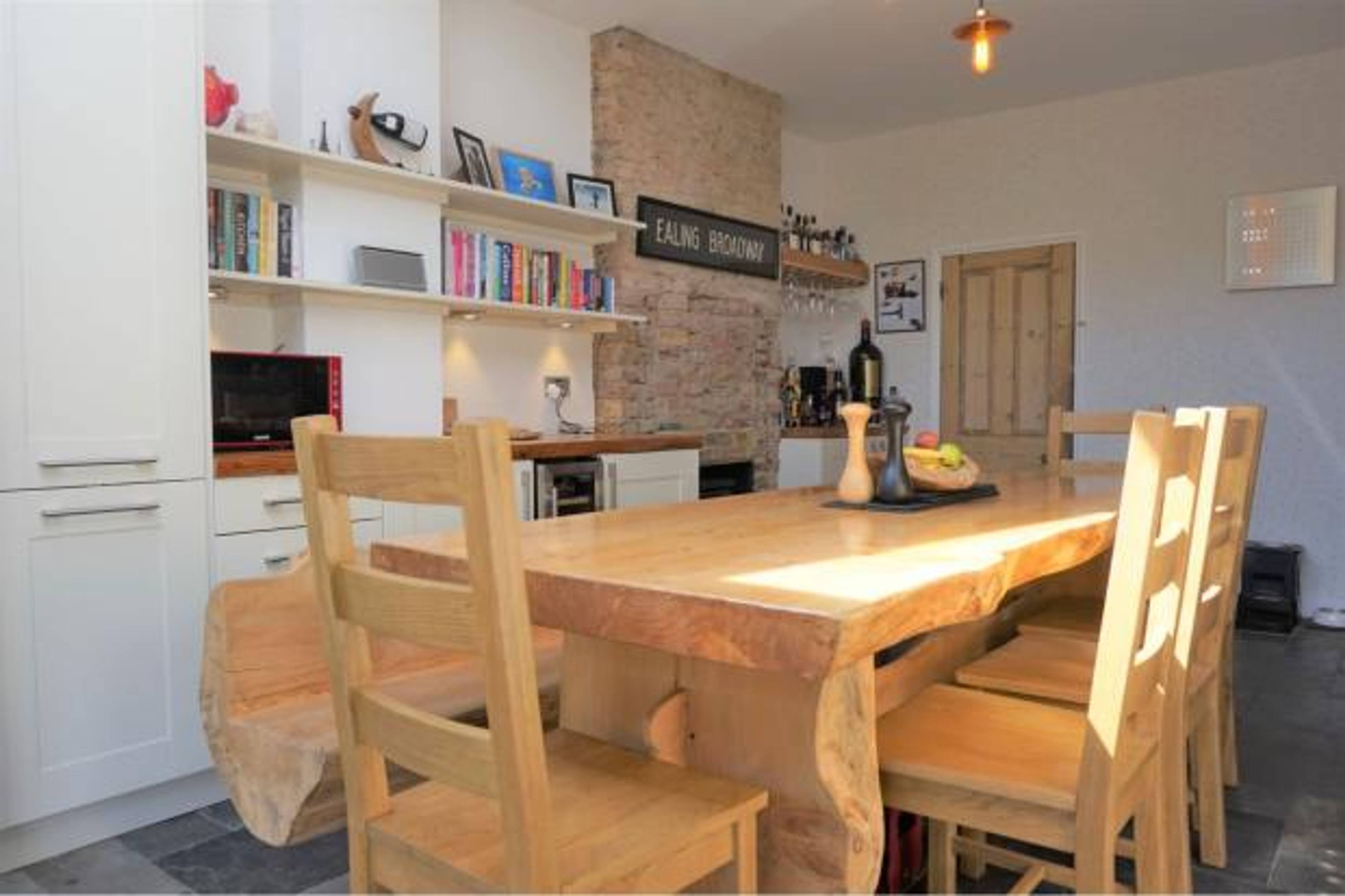 Kitchen/family Room