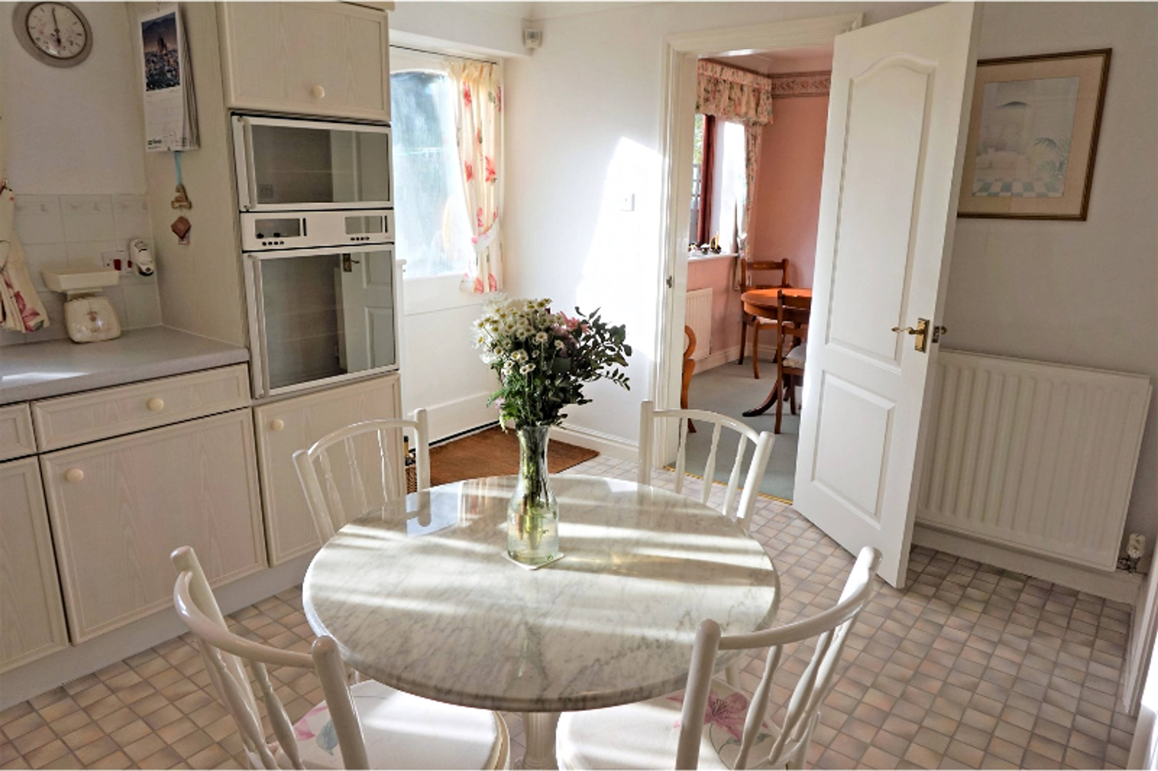 Kitchen / Breakfast