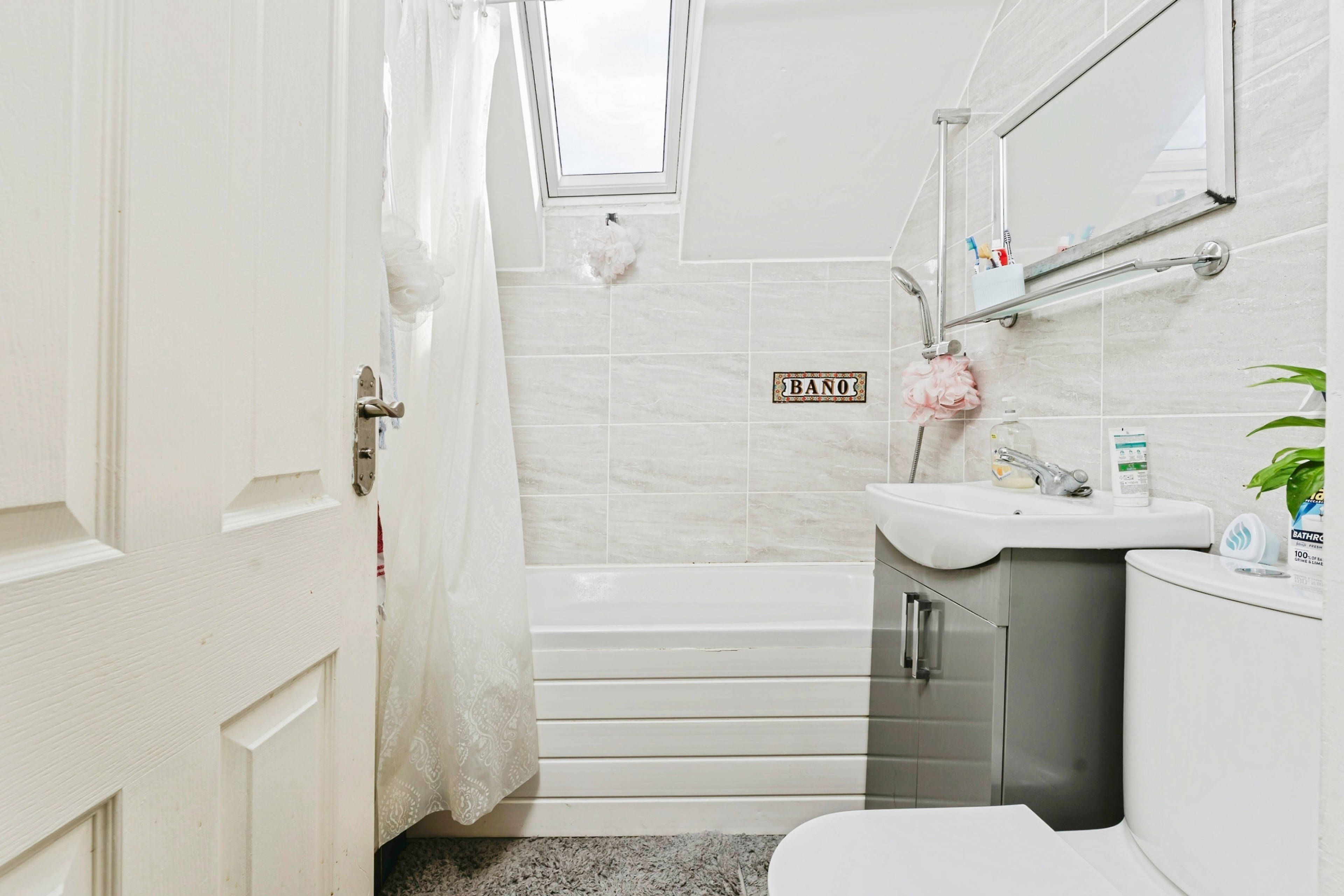 En-suite Shower Room