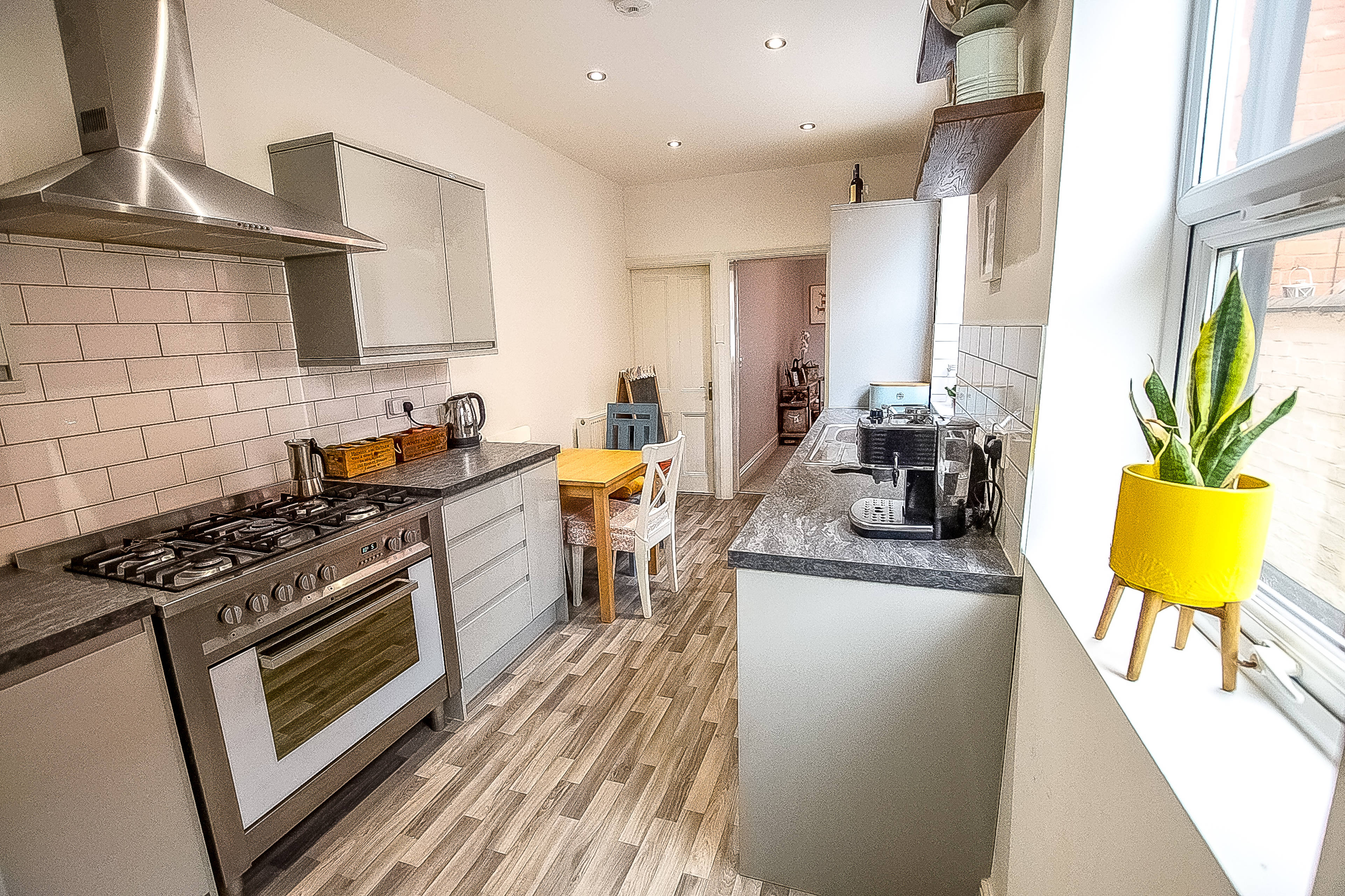 Kitchen/Breakfast