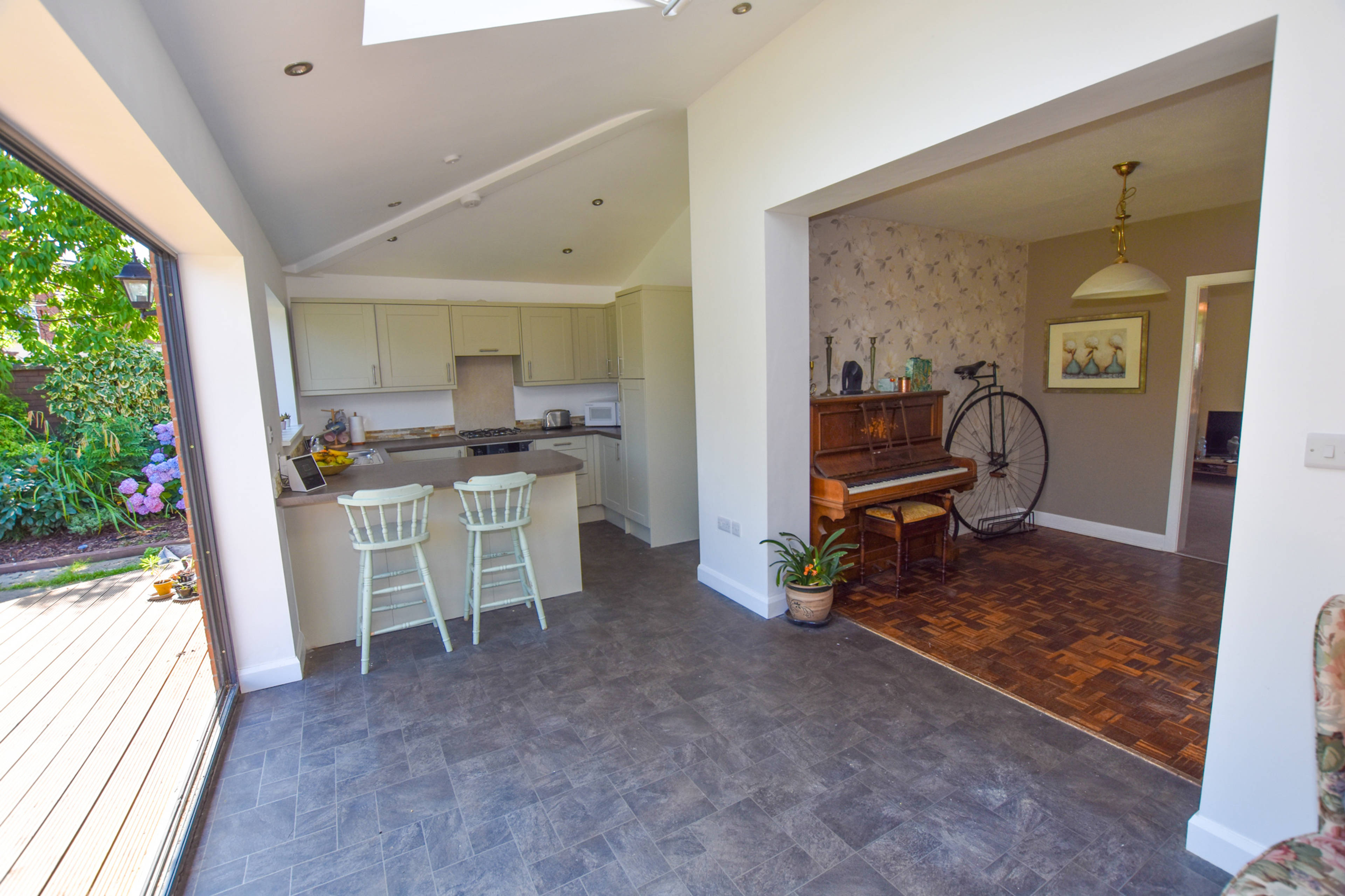 Kitchen/Family Room