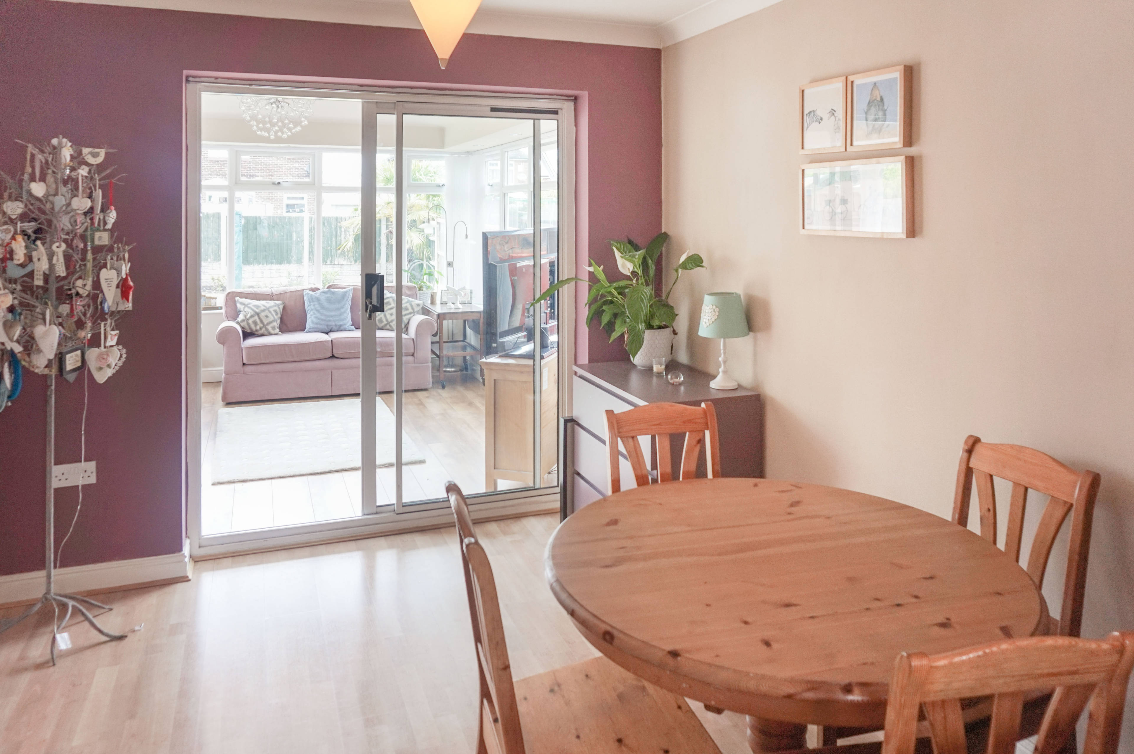 Lounge/Dining Room