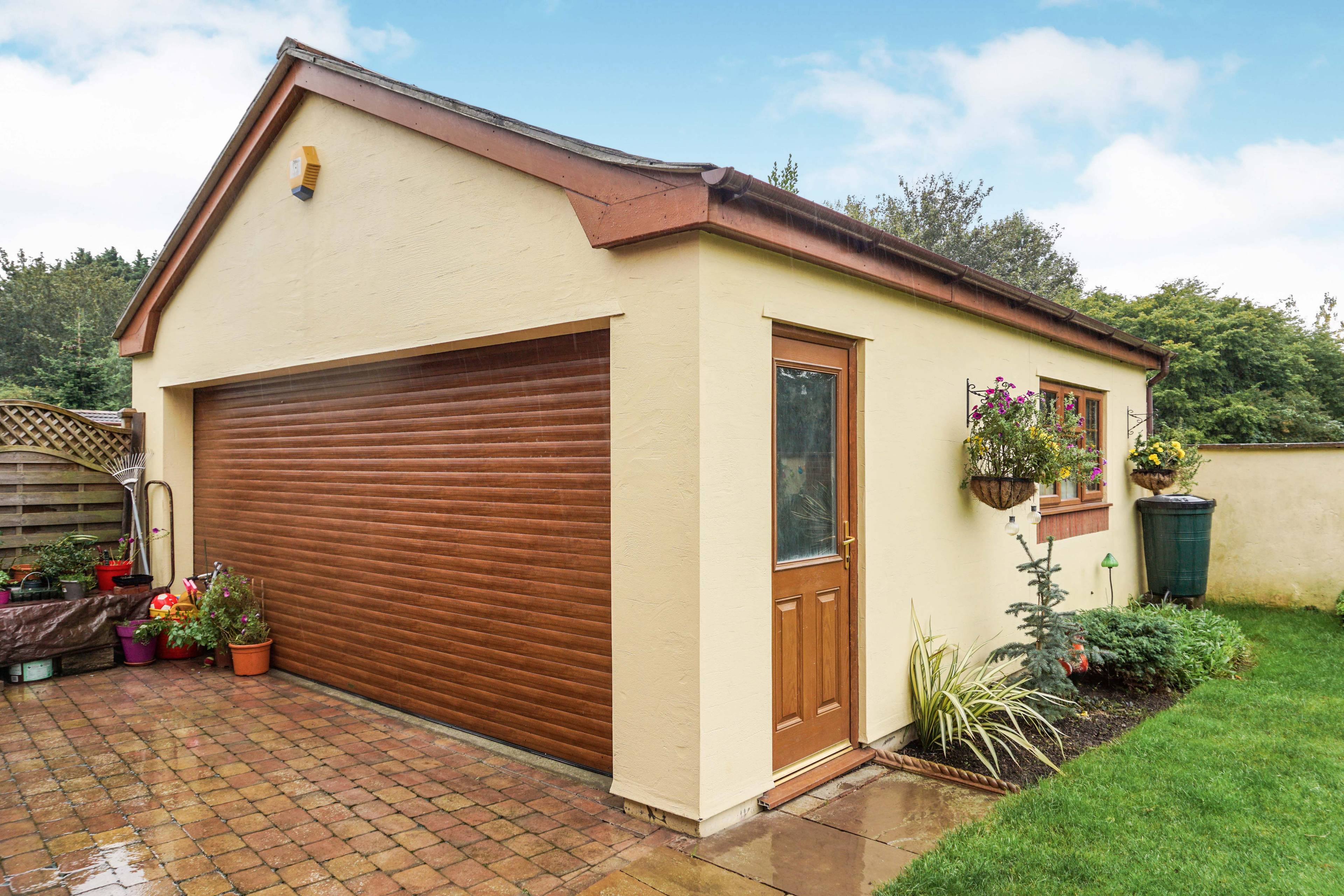 Double Garage