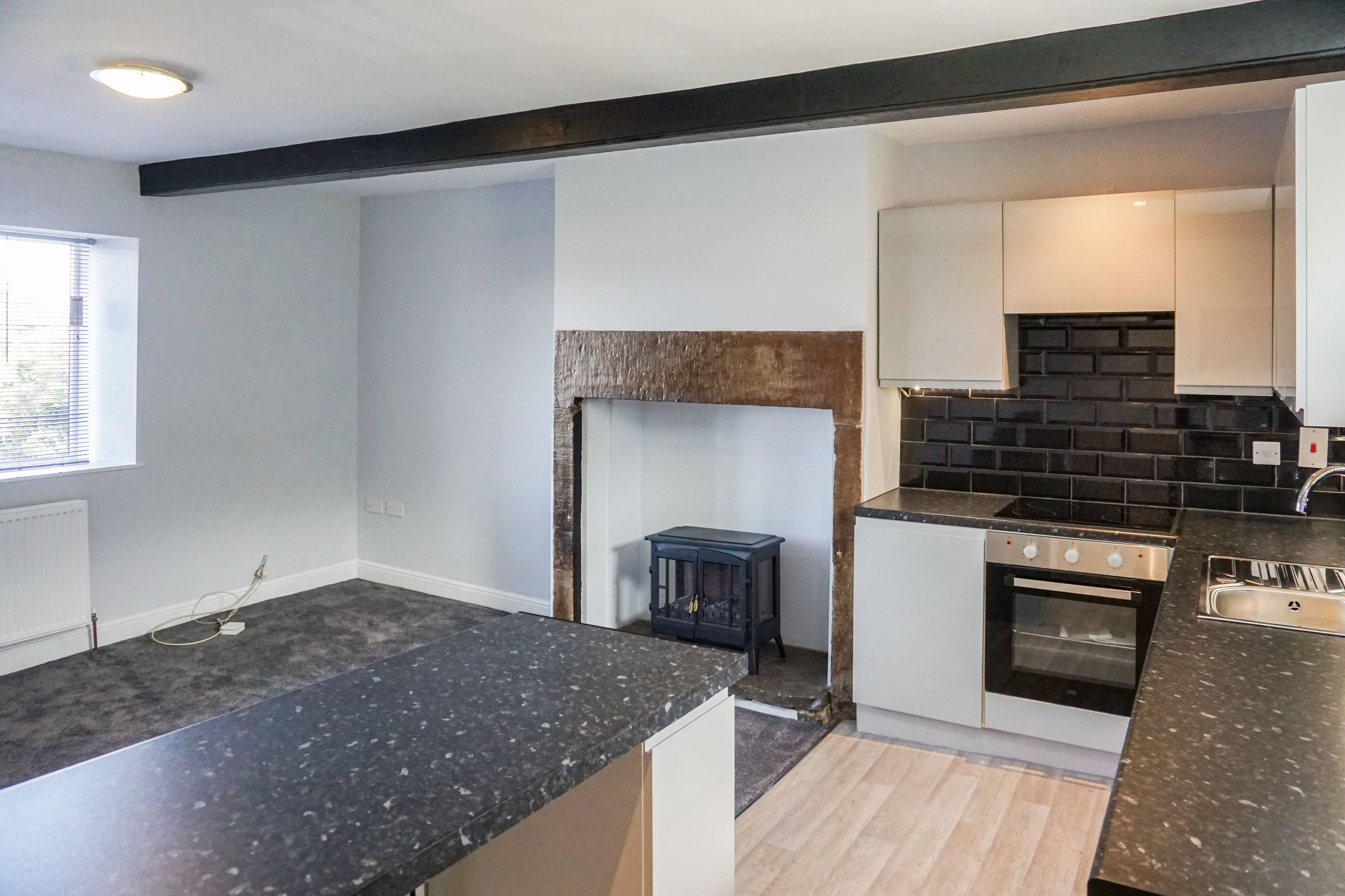 Lounge / Kitchen