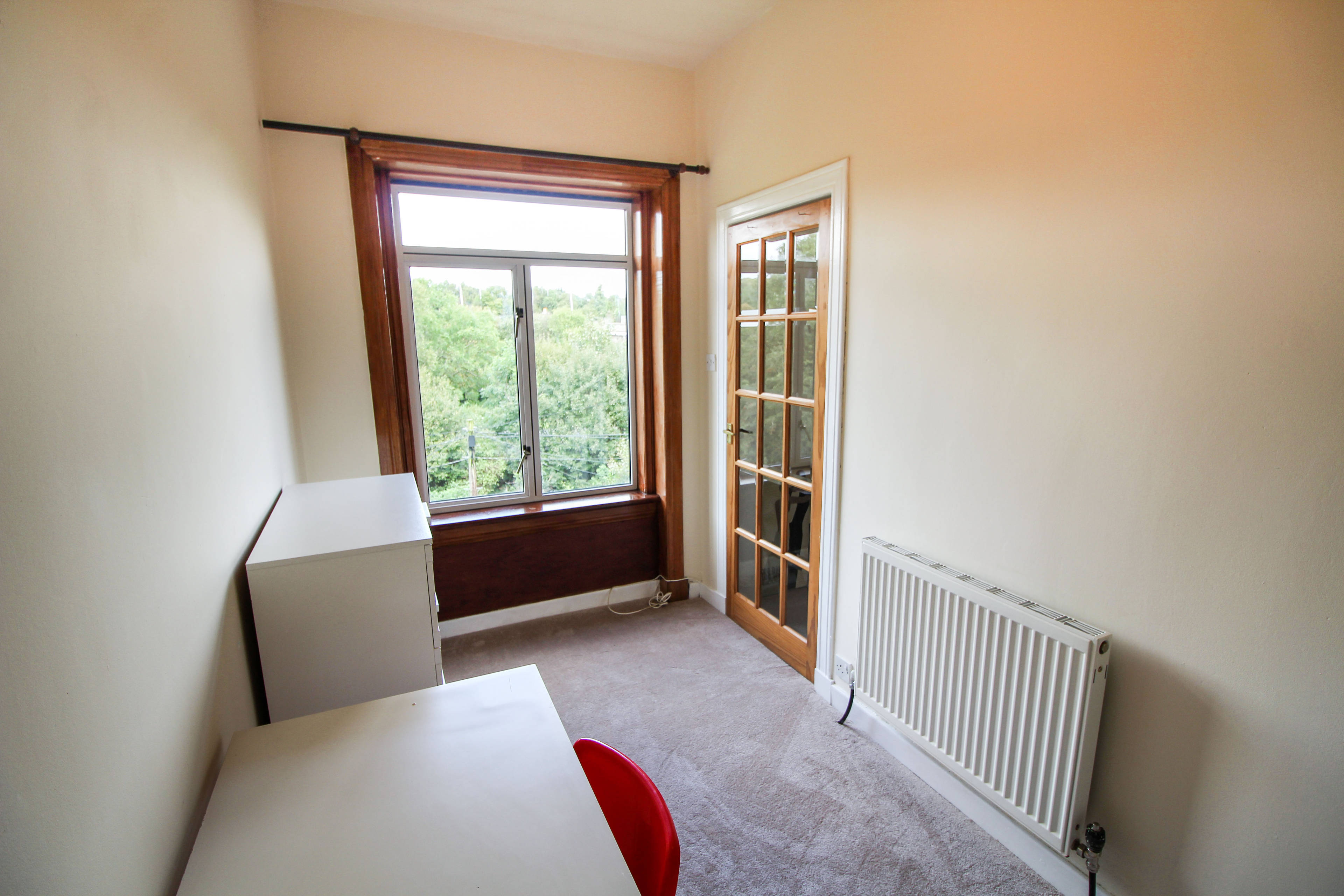 Bed 3 / Dining Room