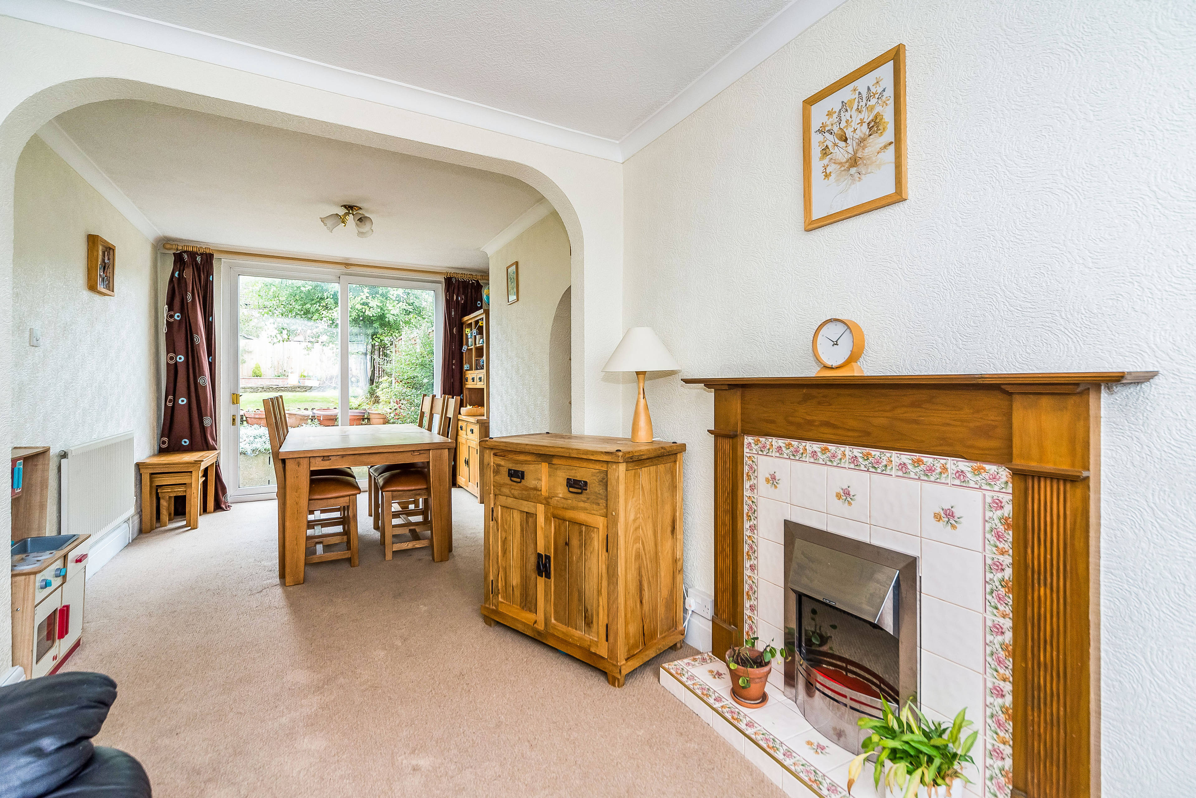 Lounge/Dining Room