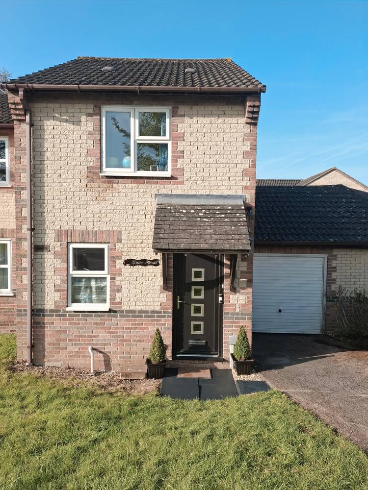 2 bedroom end of terrace house