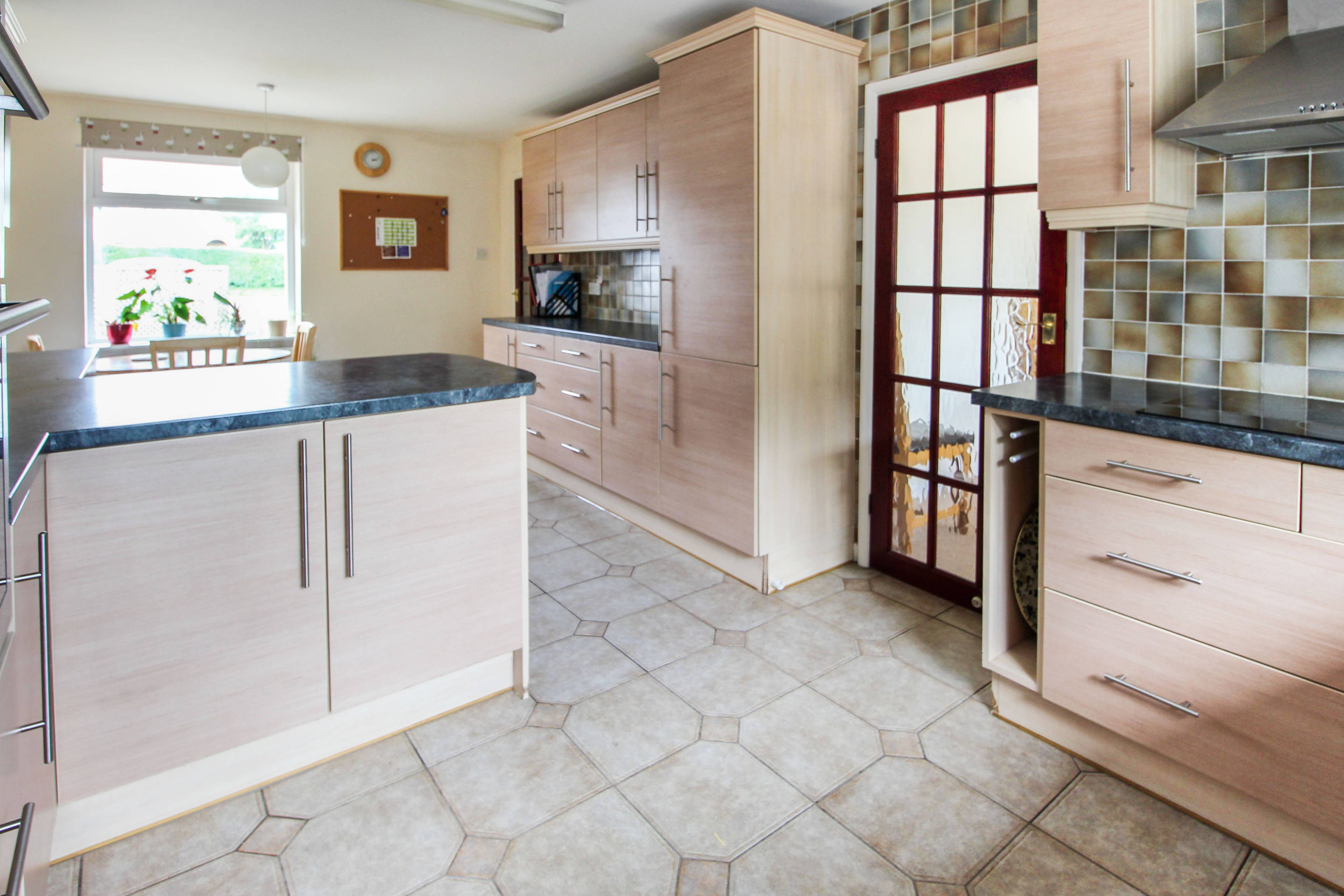 Kitchen/Breakfast