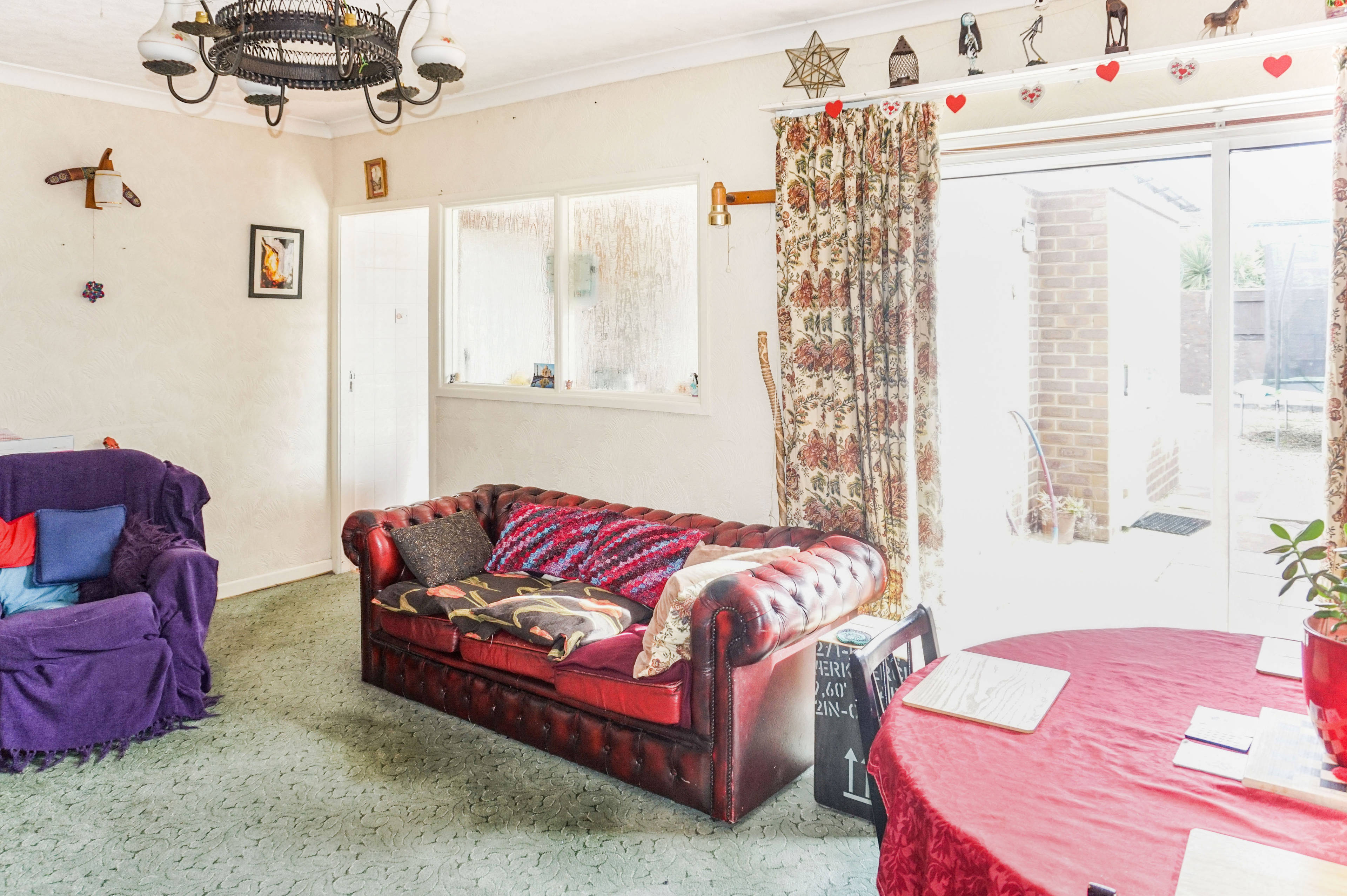 Lounge/Dining Room