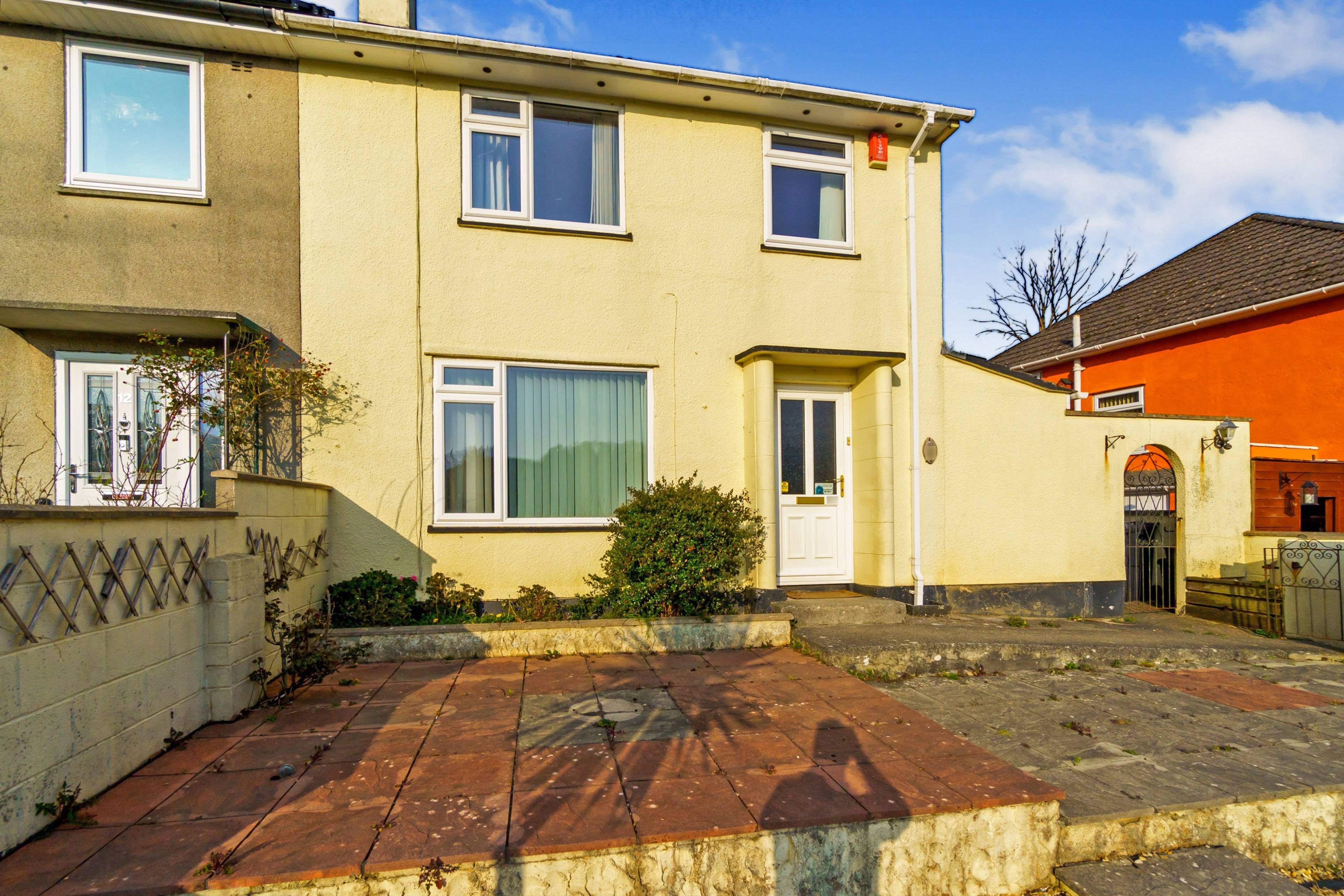 Site Front