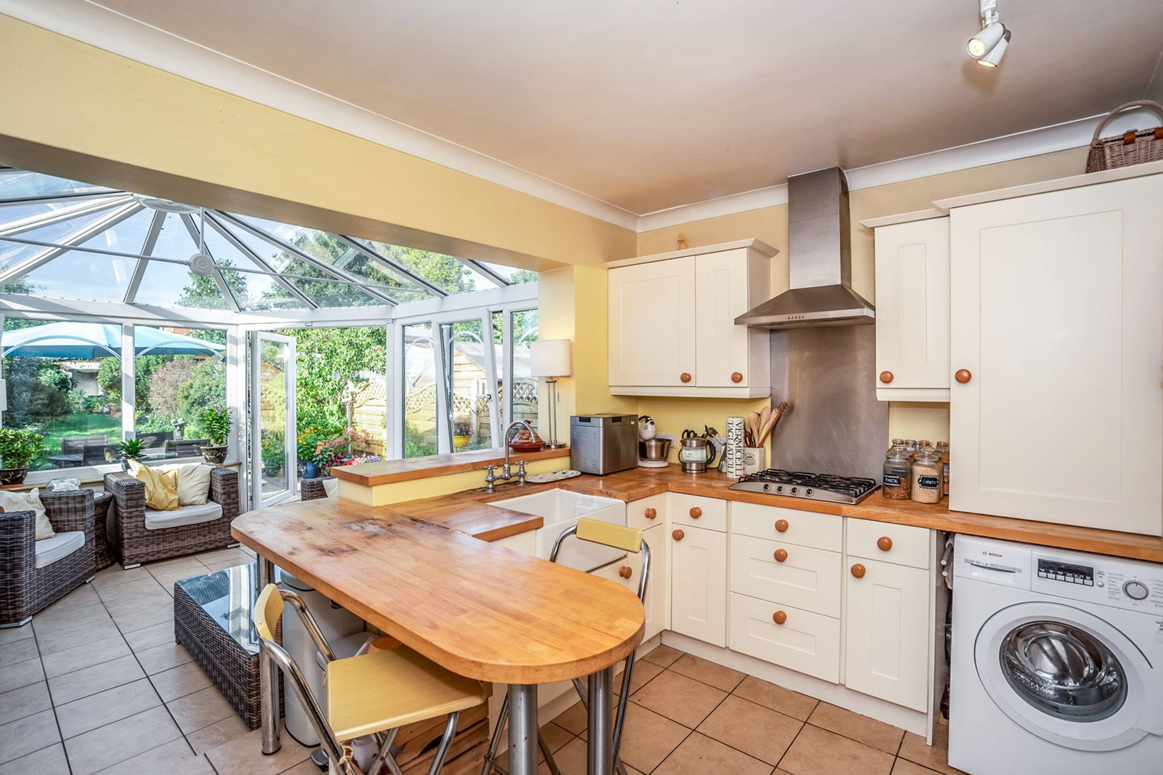 Kitchen/Breakfast